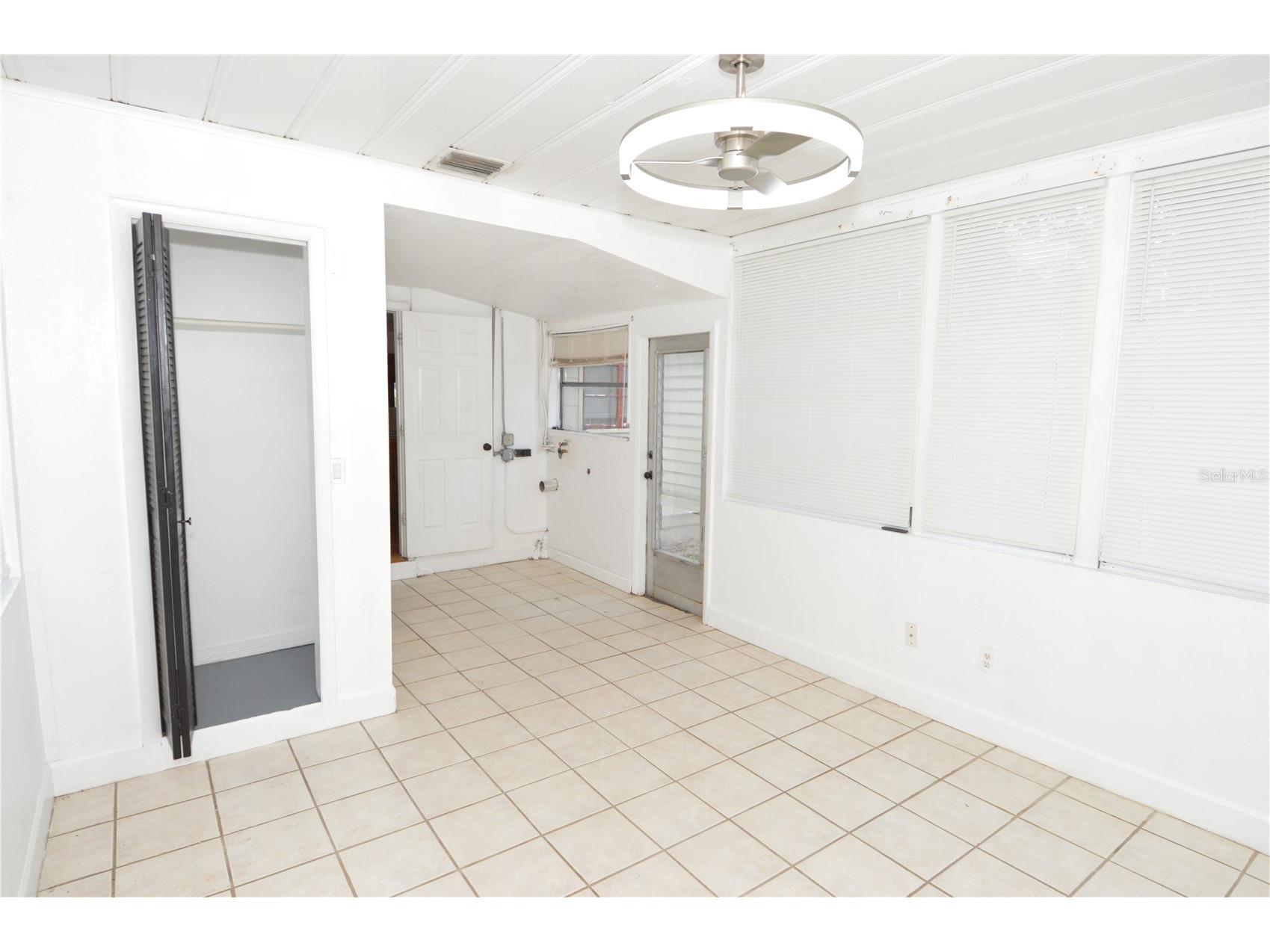 1108 Winchester Road N Saint Petersburg FL 33710 TB8513177 image56