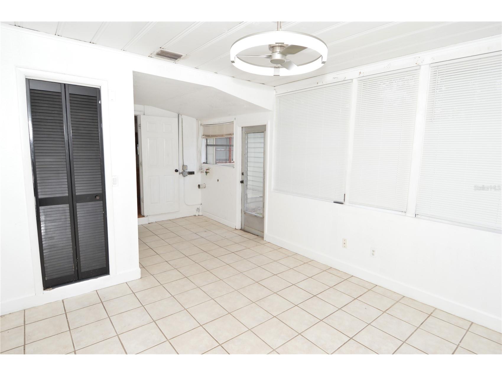 1108 Winchester Road N Saint Petersburg FL 33710 TB8513177 image57
