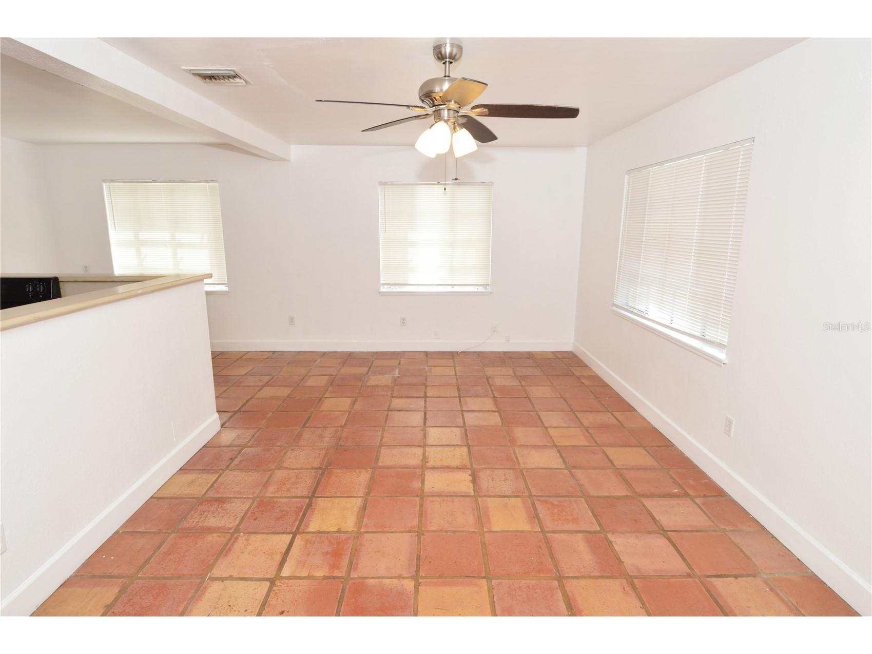 1108 Winchester Road N Saint Petersburg FL 33710 TB8513177 image6