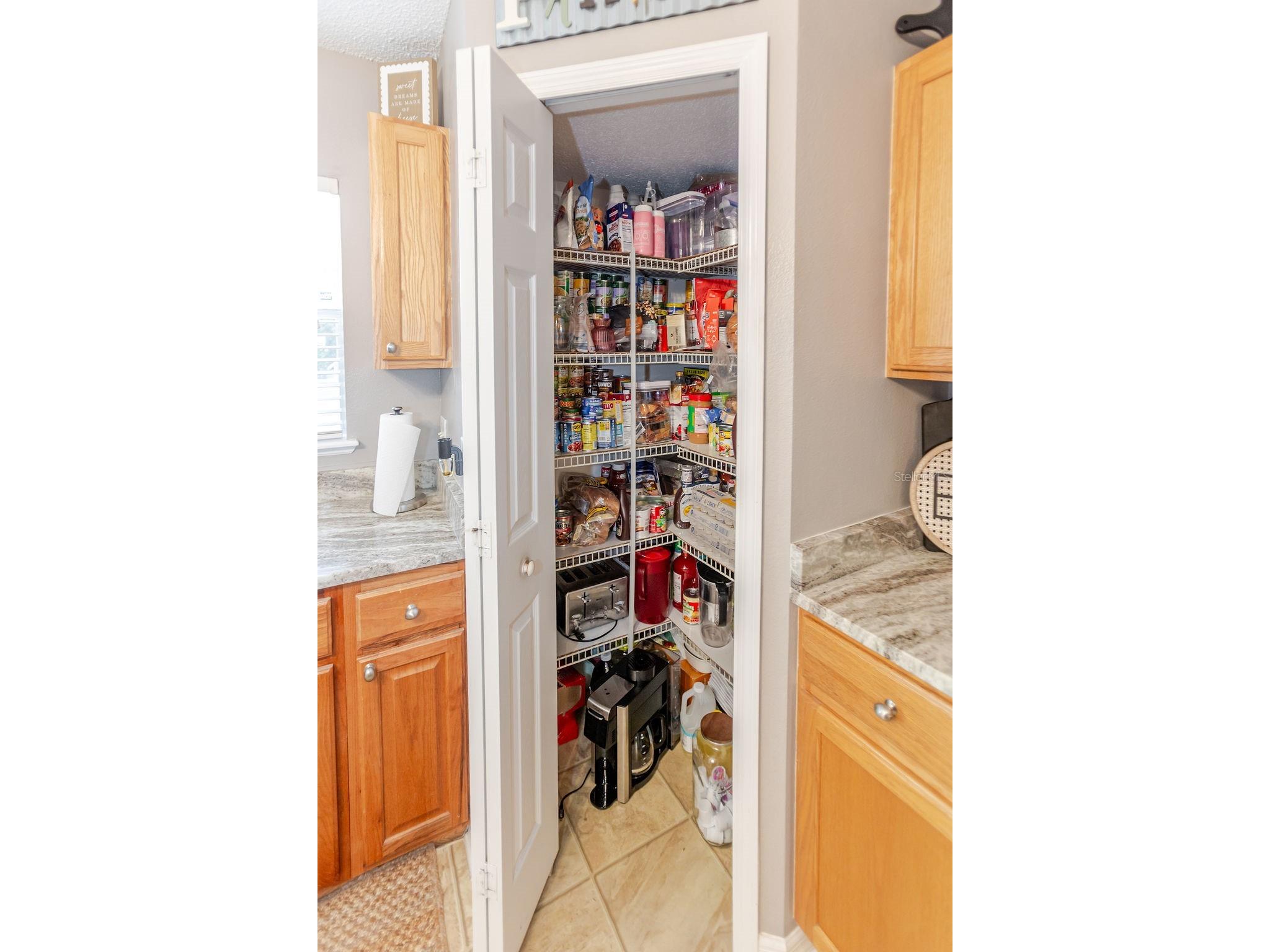 11083 Maybird Avenue Weeki Wachee FL 34613 W7887755 image17