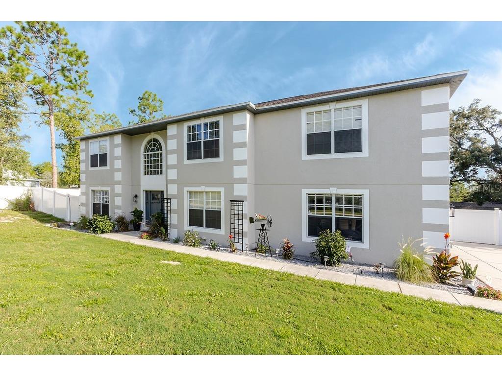 11083 Maybird Avenue Weeki Wachee FL 34613 W7887755 image2
