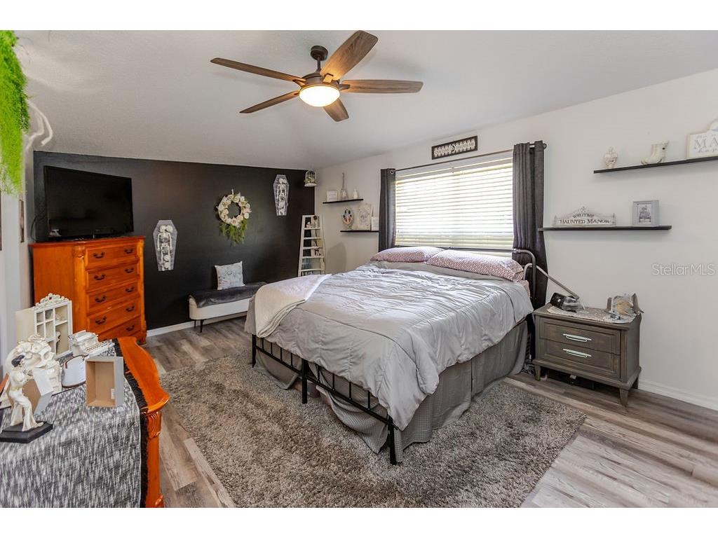 11083 Maybird Avenue Weeki Wachee FL 34613 W7887755 image38