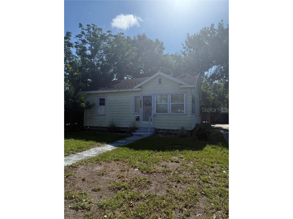 1109 17th Street W Bradenton FL 34205 A4660866 image1