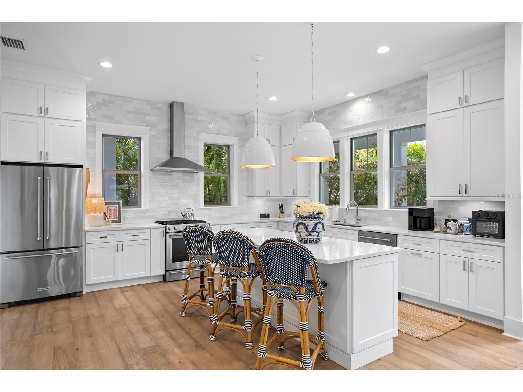 1109 18th Avenue N Saint Petersburg FL 33704 TB8496291 image19