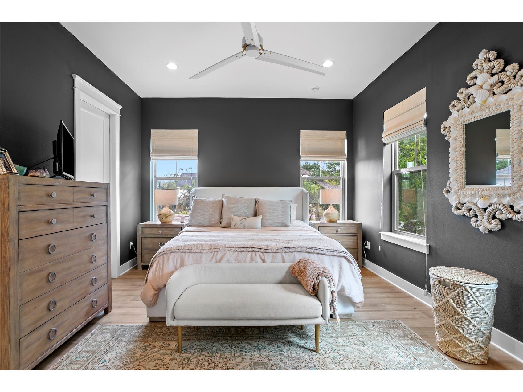 1109 18th Avenue N Saint Petersburg FL 33704 TB8496291 image27