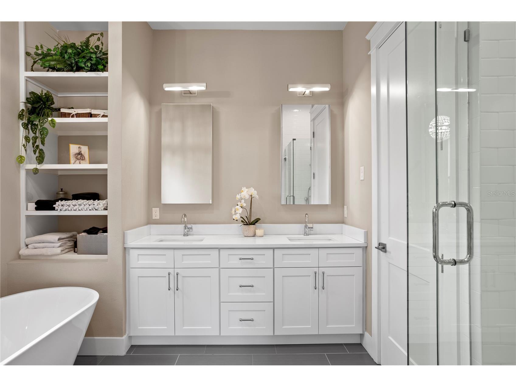 1109 18th Avenue N Saint Petersburg FL 33704 TB8496291 image29