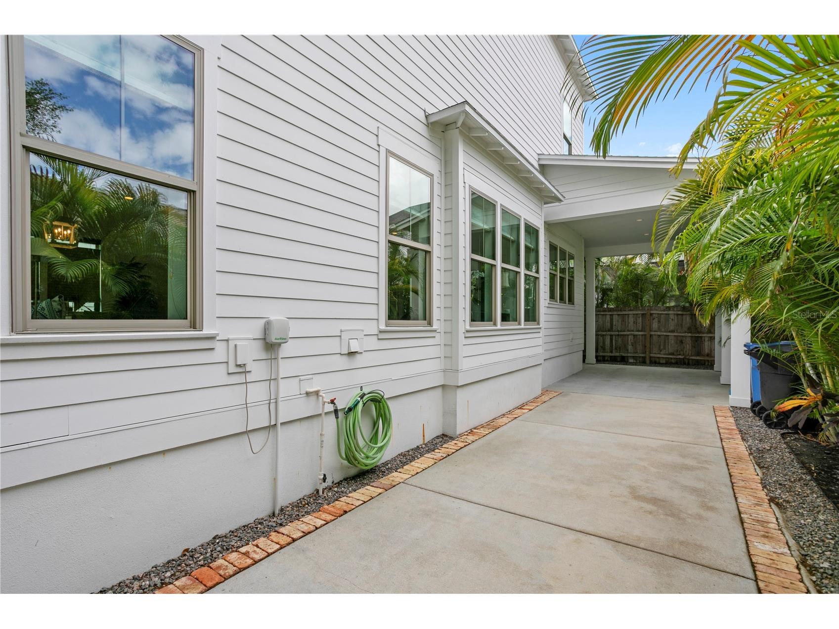 1109 18th Avenue N Saint Petersburg FL 33704 TB8496291 image43