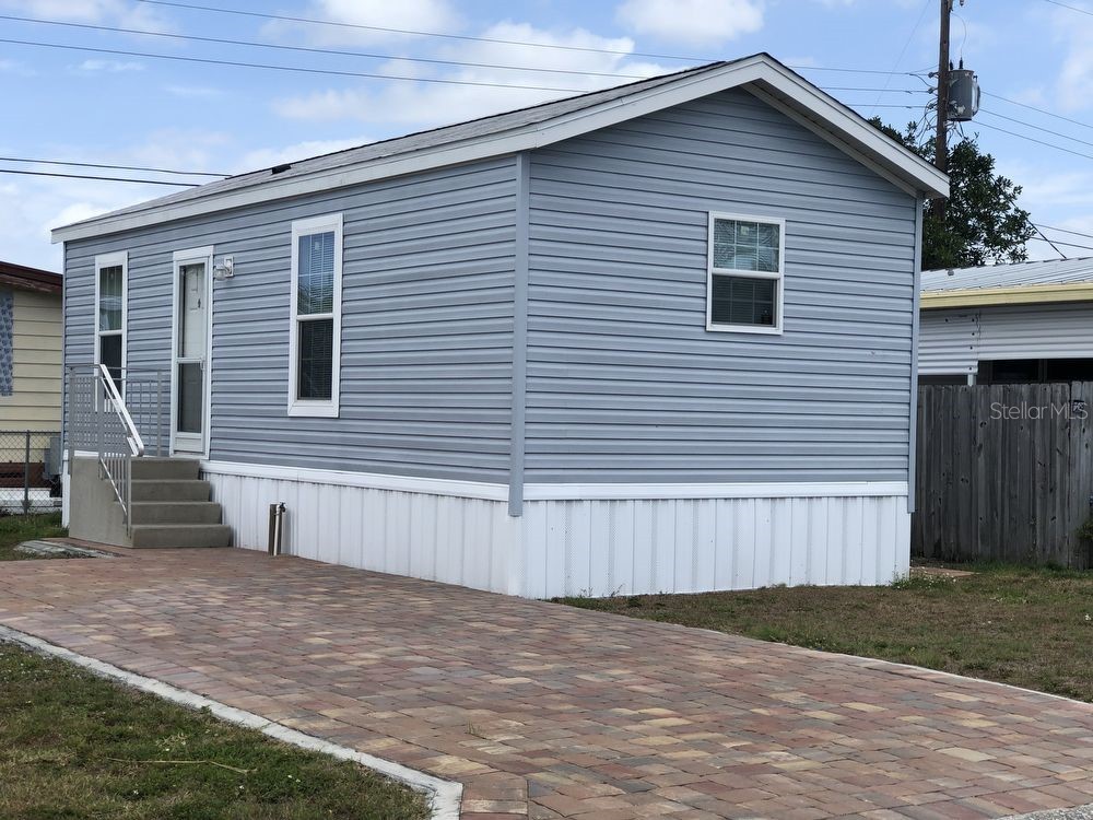 1109 49th Avenue Drive W Bradenton FL 34207 A4586482 image1