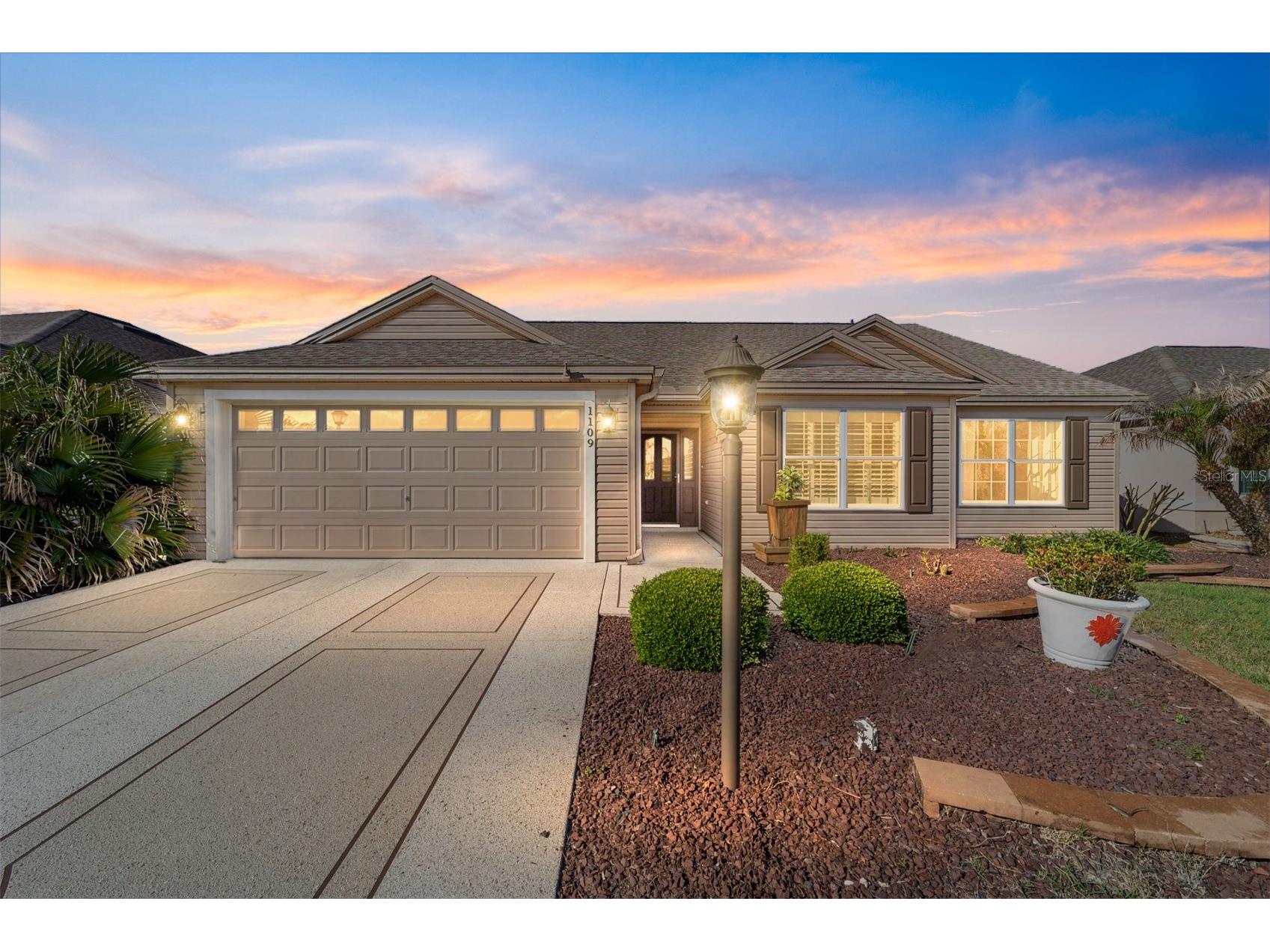 1109 Alcove Loop The Villages FL 32162 G5111149 image1