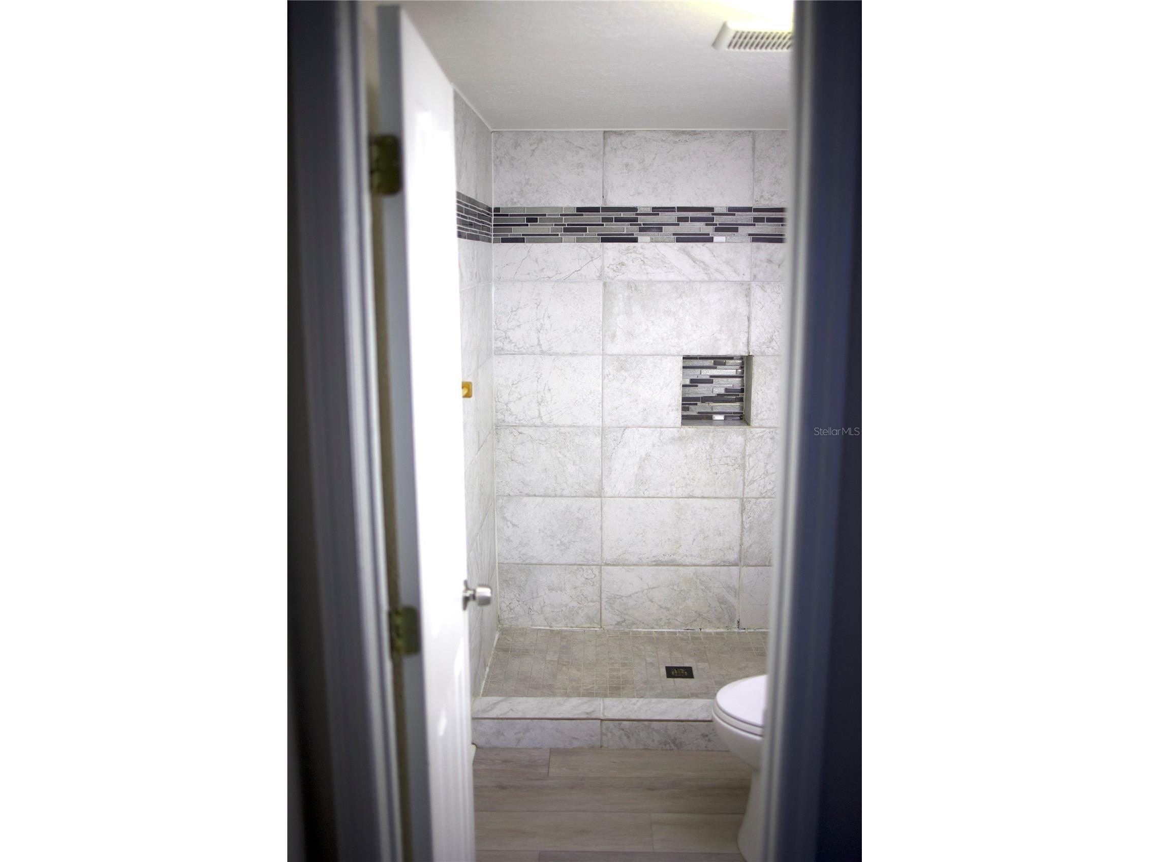 1109 Blanche B Littlejohn Trail Clearwater FL 33755 TB8498496 image19