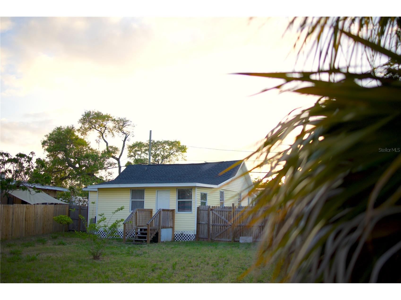 1109 Blanche B Littlejohn Trail Clearwater FL 33755 TB8498496 image27