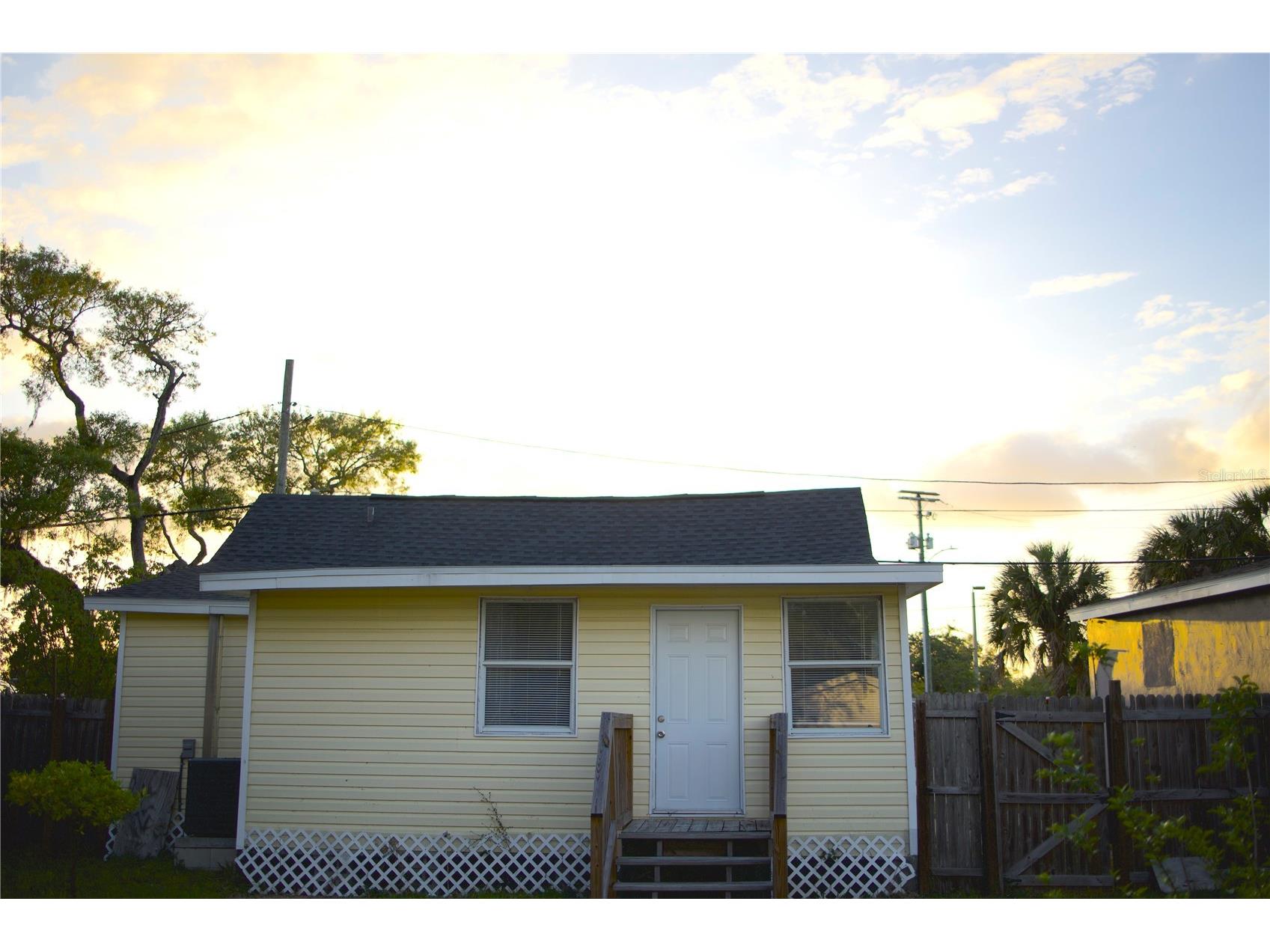 1109 Blanche B Littlejohn Trail Clearwater FL 33755 TB8498496 image30