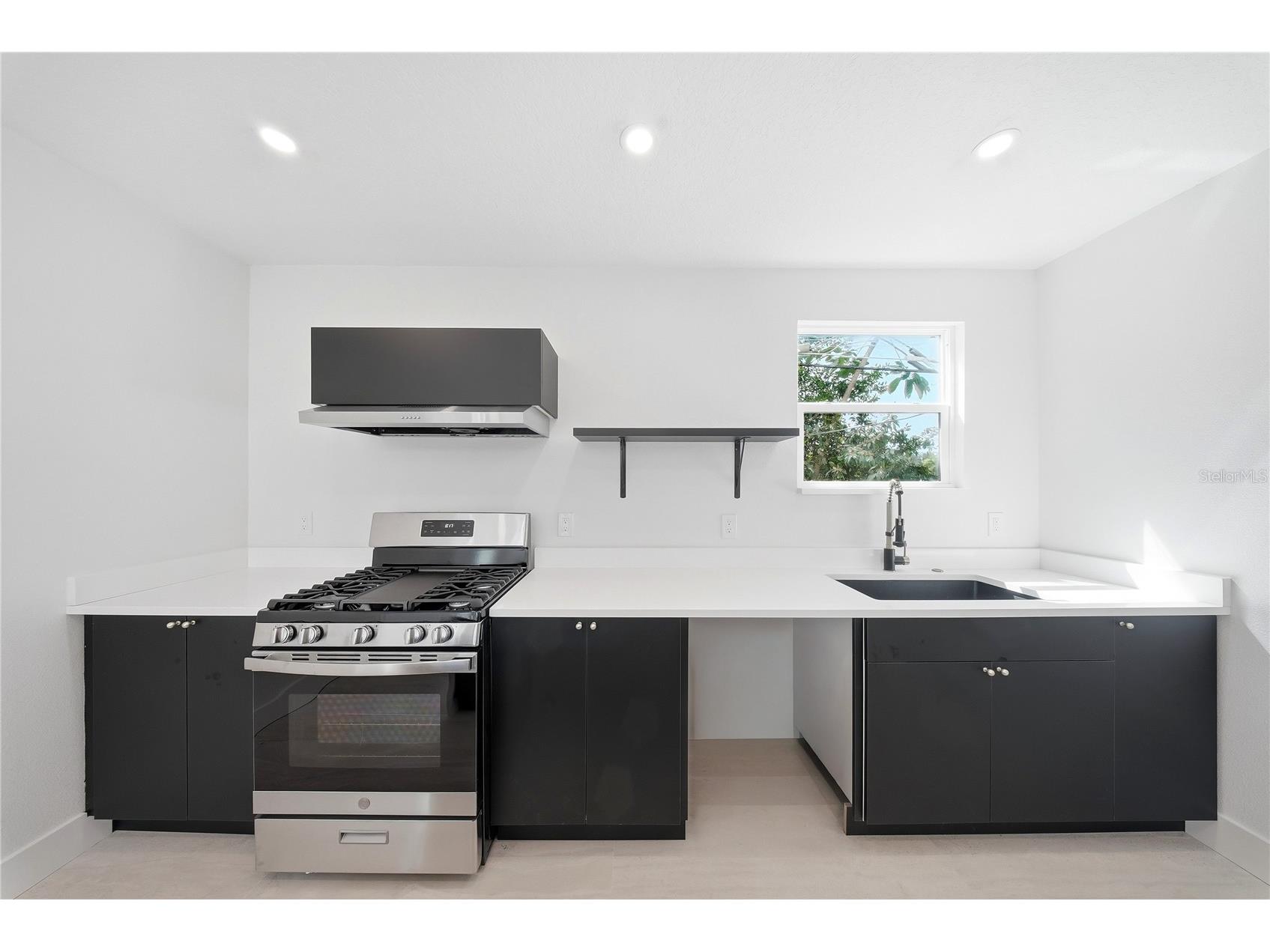 1109 Charles Street Clearwater FL 33755 TB8489075 image27