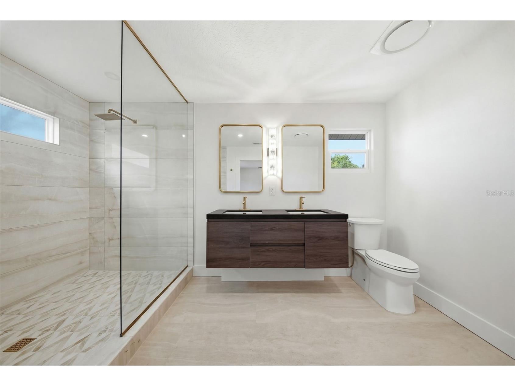 1109 Charles Street Clearwater FL 33755 TB8489075 image38