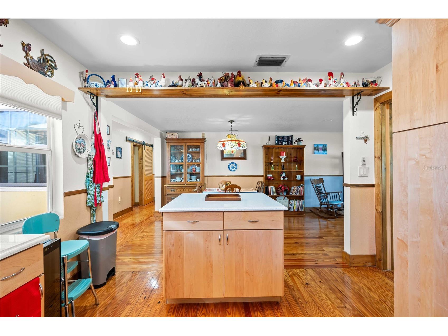 1109 Commodore Street Clearwater FL 33755 TB8456180 image14