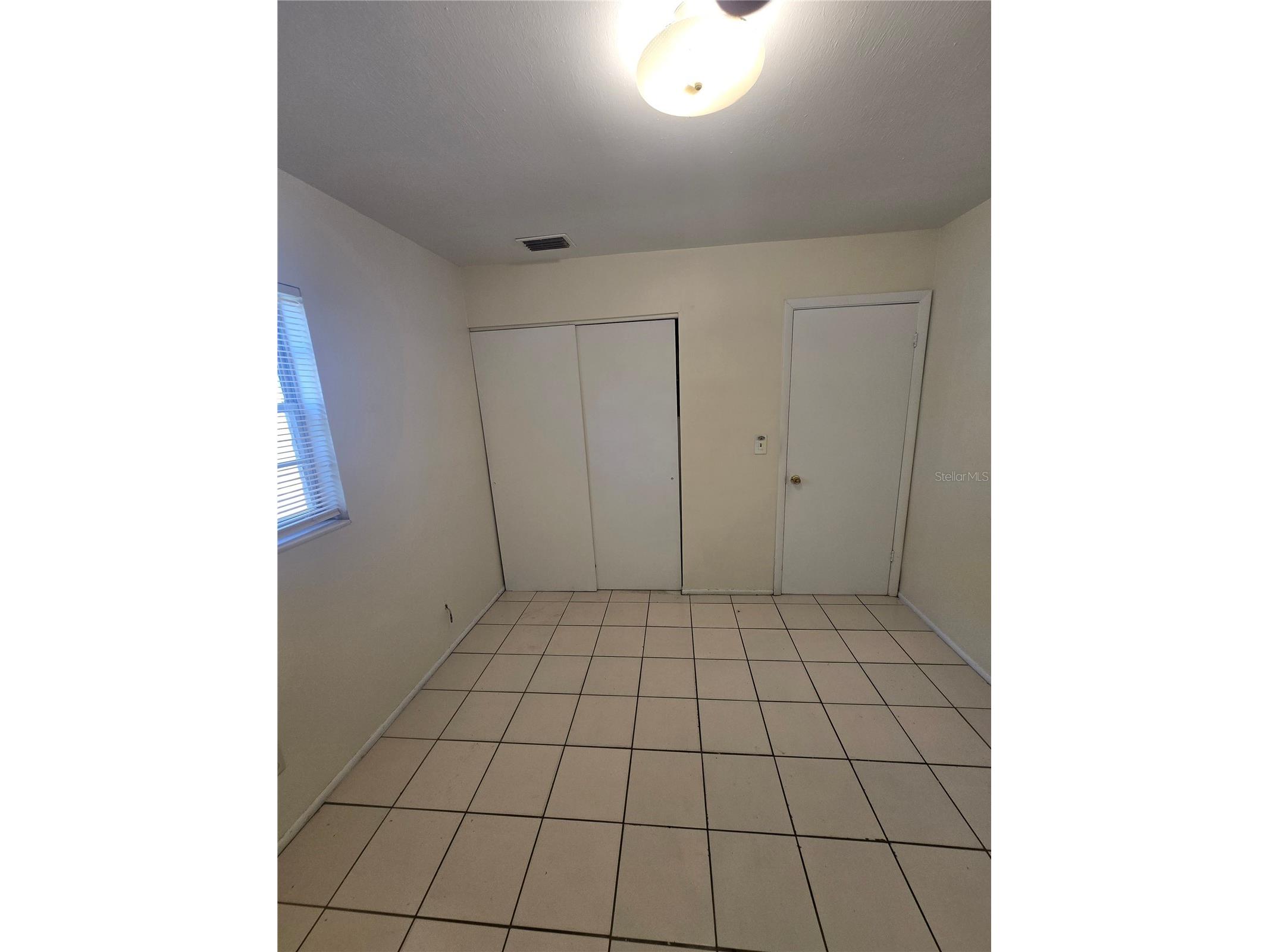 1109 E Seneca Avenue #B Tampa FL 33612 O6405526 image12