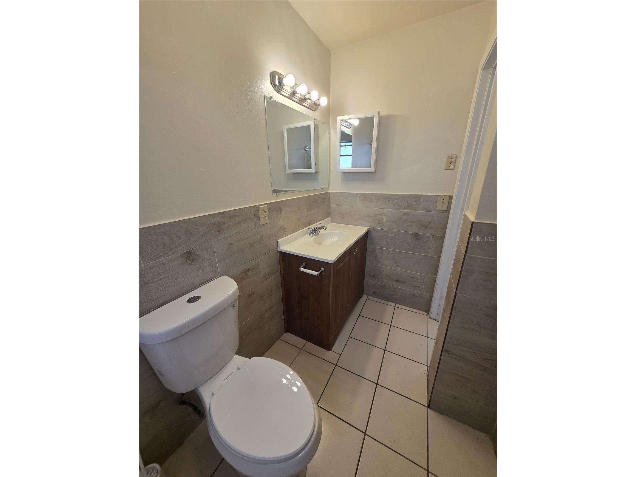 1109 E Seneca Avenue #B Tampa FL 33612 O6405526 image14