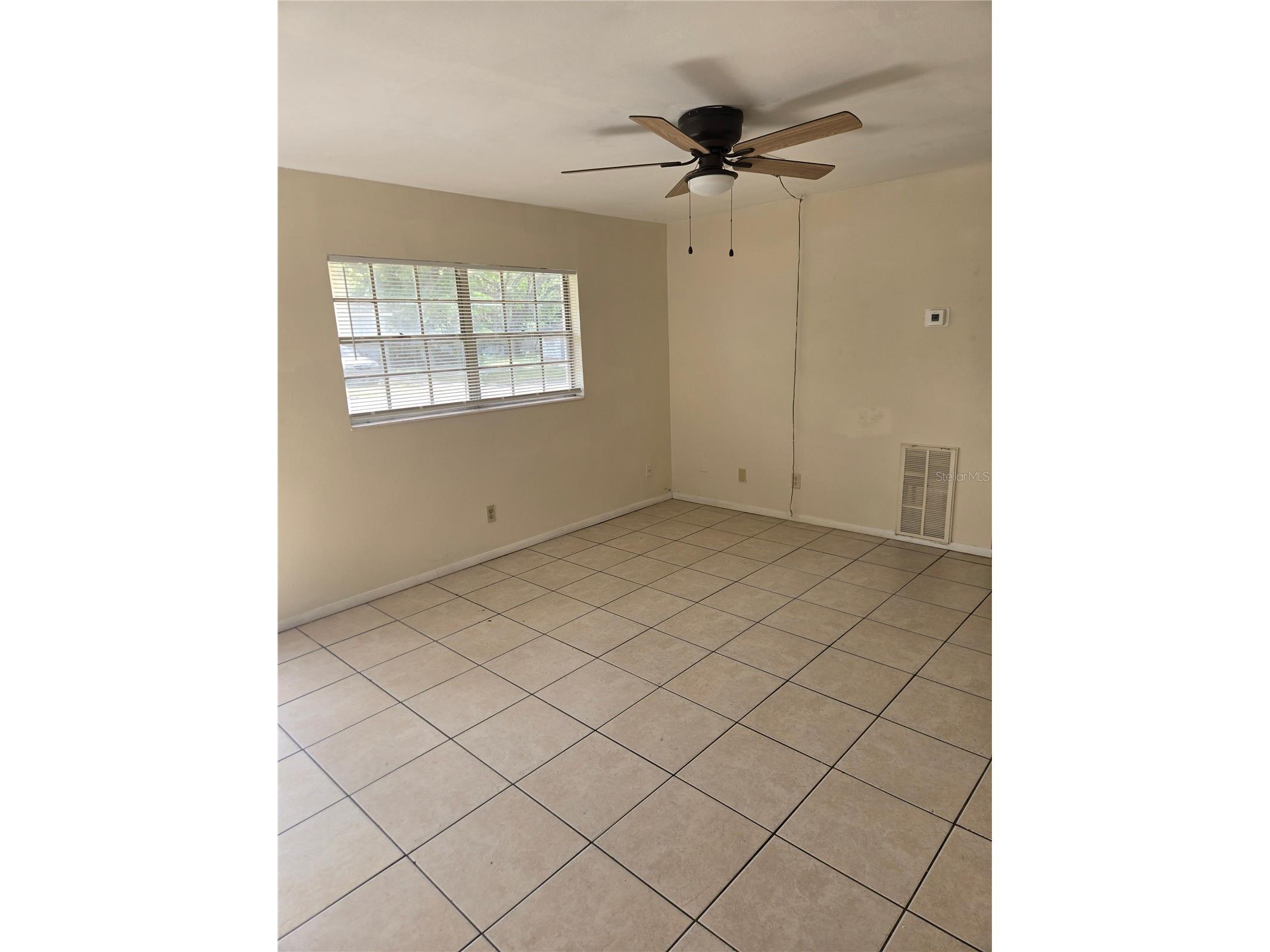 1109 E Seneca Avenue #B Tampa FL 33612 O6405526 image8