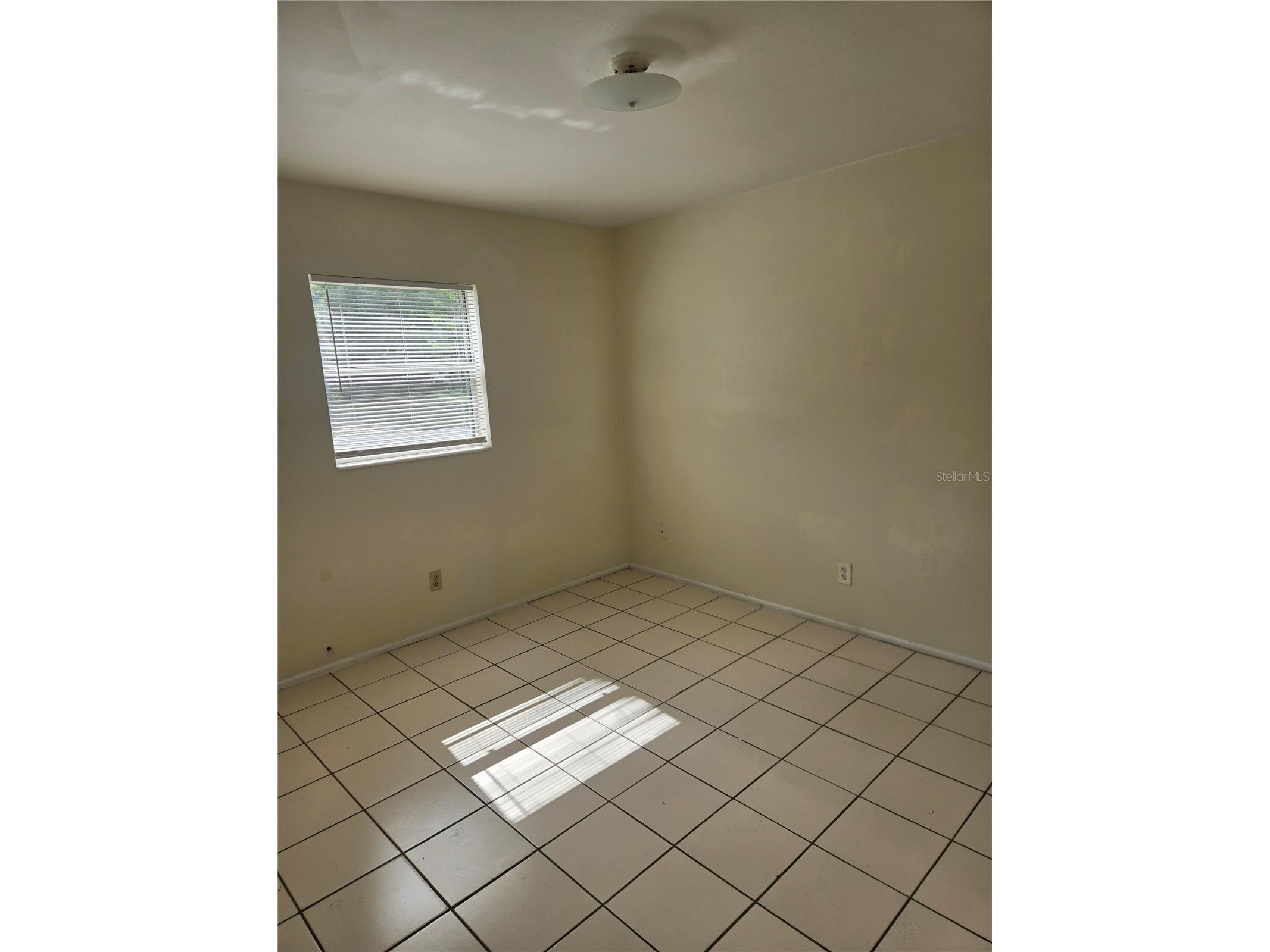 1109 E Seneca Avenue #B Tampa FL 33612 O6405526 image9