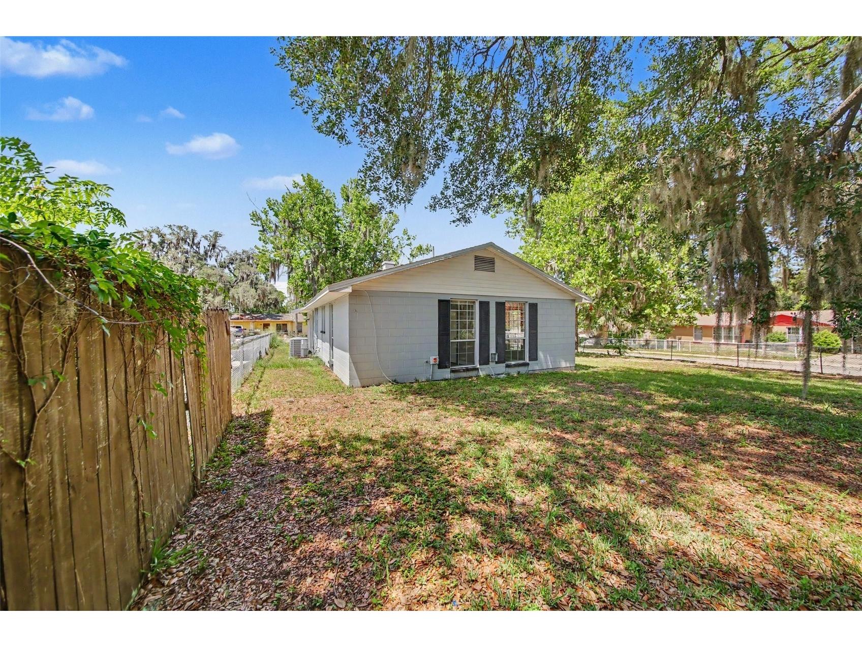 1109 Inland Street Leesburg FL 34748 O6411126 image15