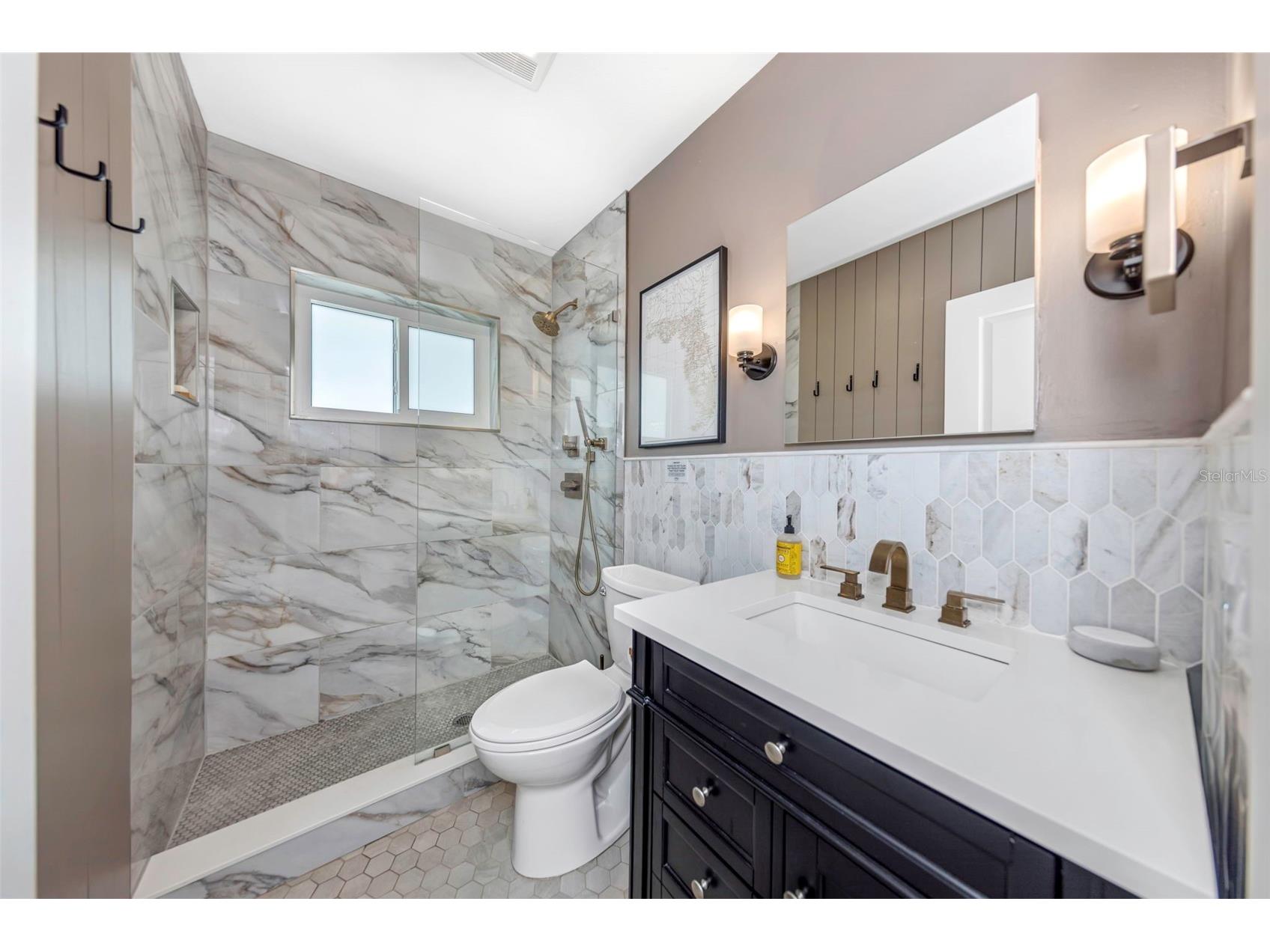 1109 Marine Street Clearwater FL 33755 TB8516918 image32