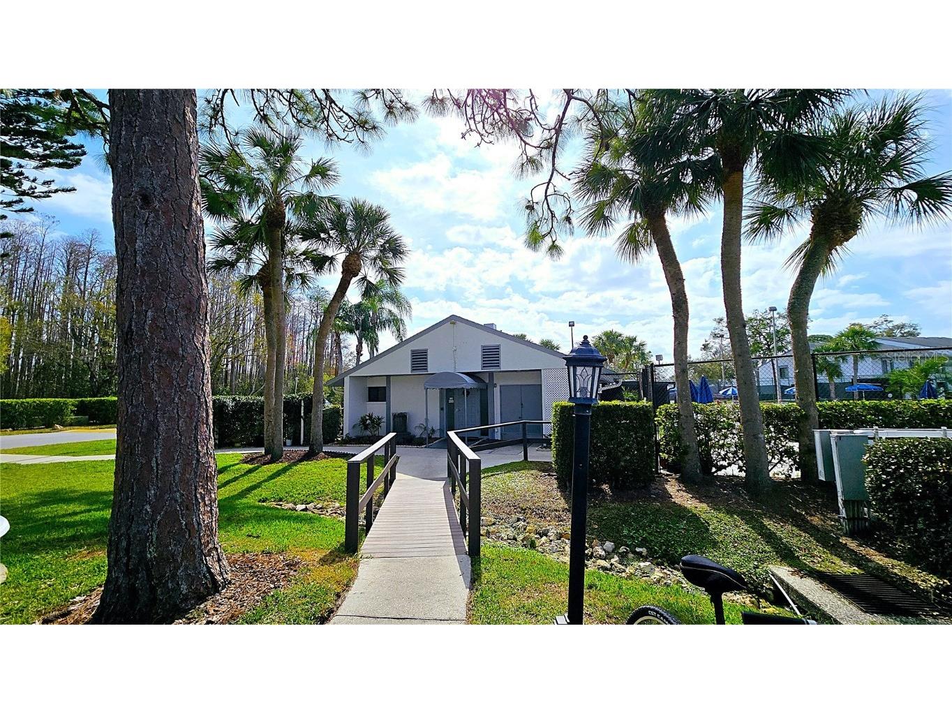 1109 Pine Ridge Circle W #C1 Tarpon Springs FL 34688 TB8424621 image41