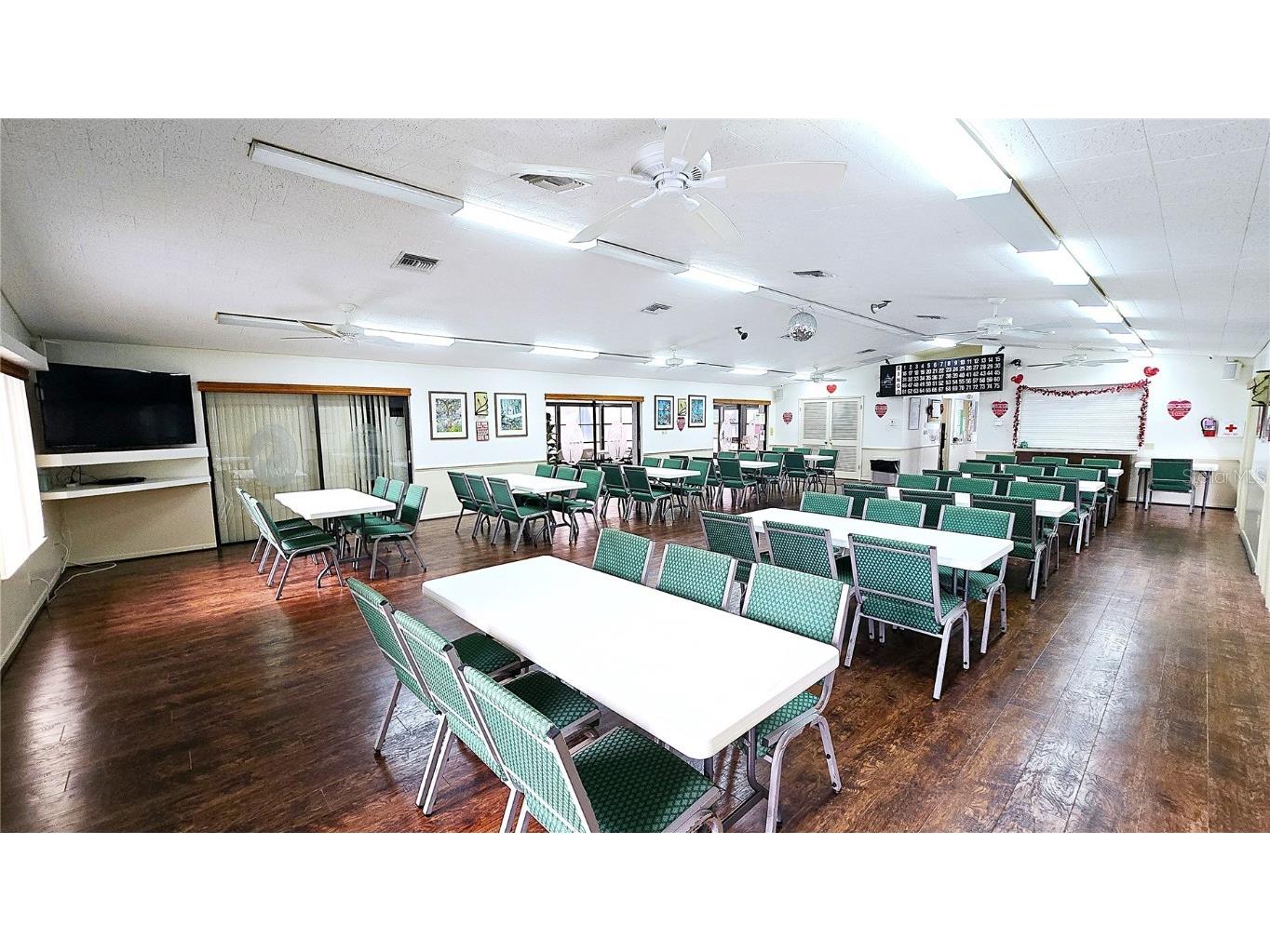 1109 Pine Ridge Circle W #C1 Tarpon Springs FL 34688 TB8424621 image47