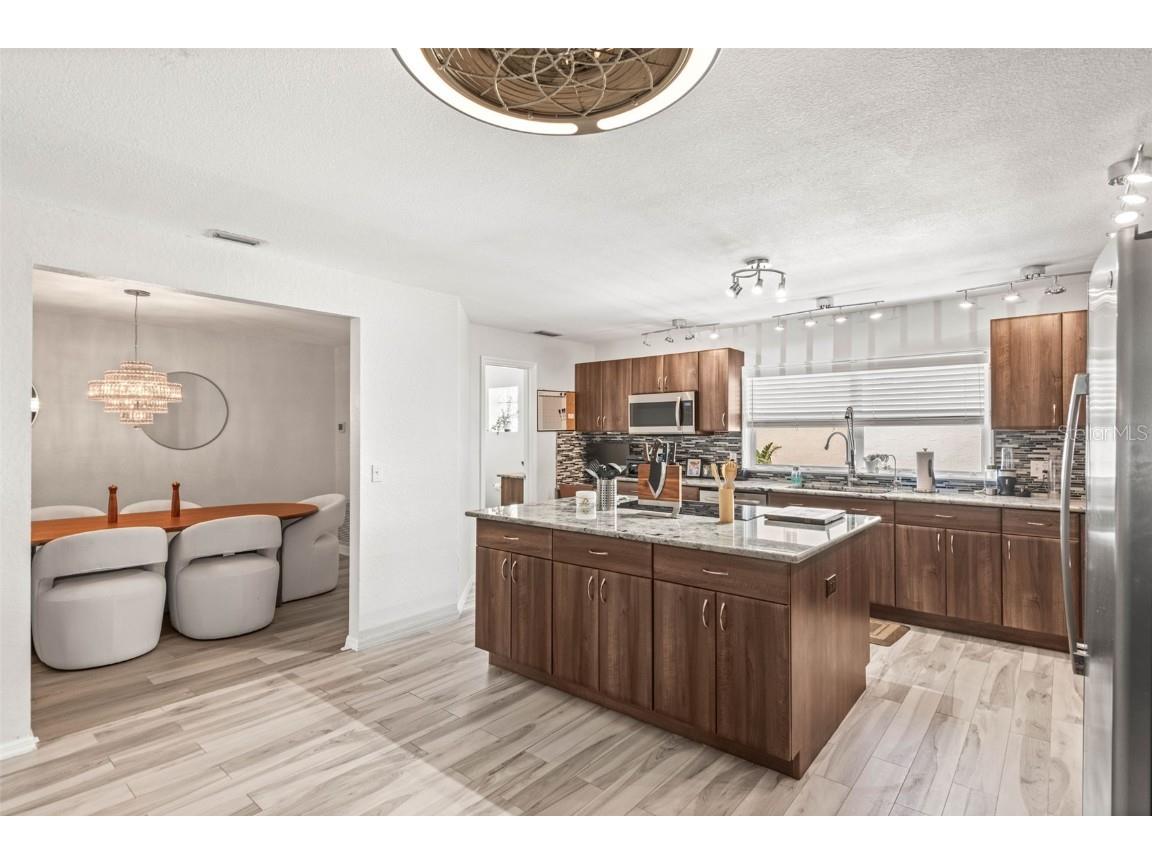 1109 Pinellas Bayway S #102 Saint Petersburg FL 33715 TB8457866 image12