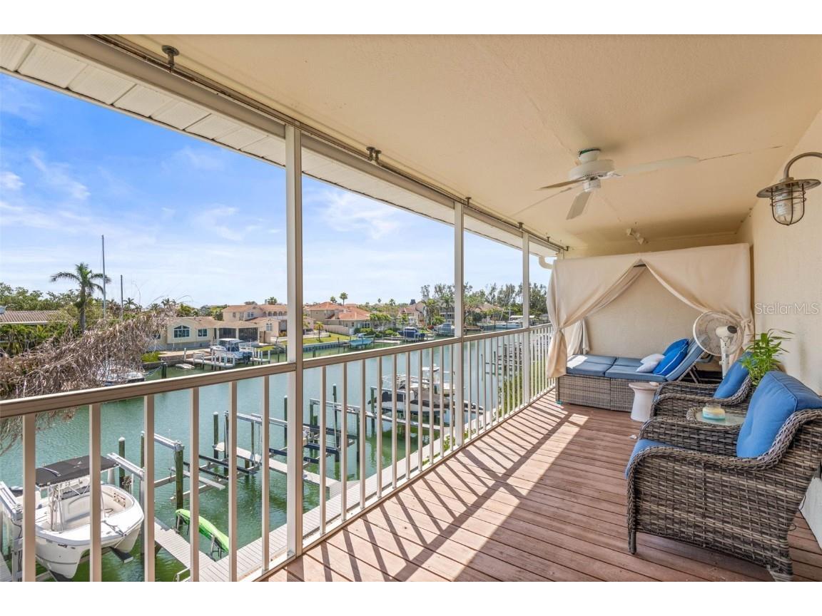 1109 Pinellas Bayway S #102 Saint Petersburg FL 33715 TB8457866 image32