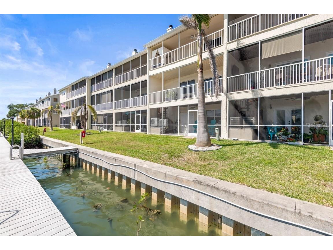 1109 Pinellas Bayway S #102 Saint Petersburg FL 33715 TB8457866 image35
