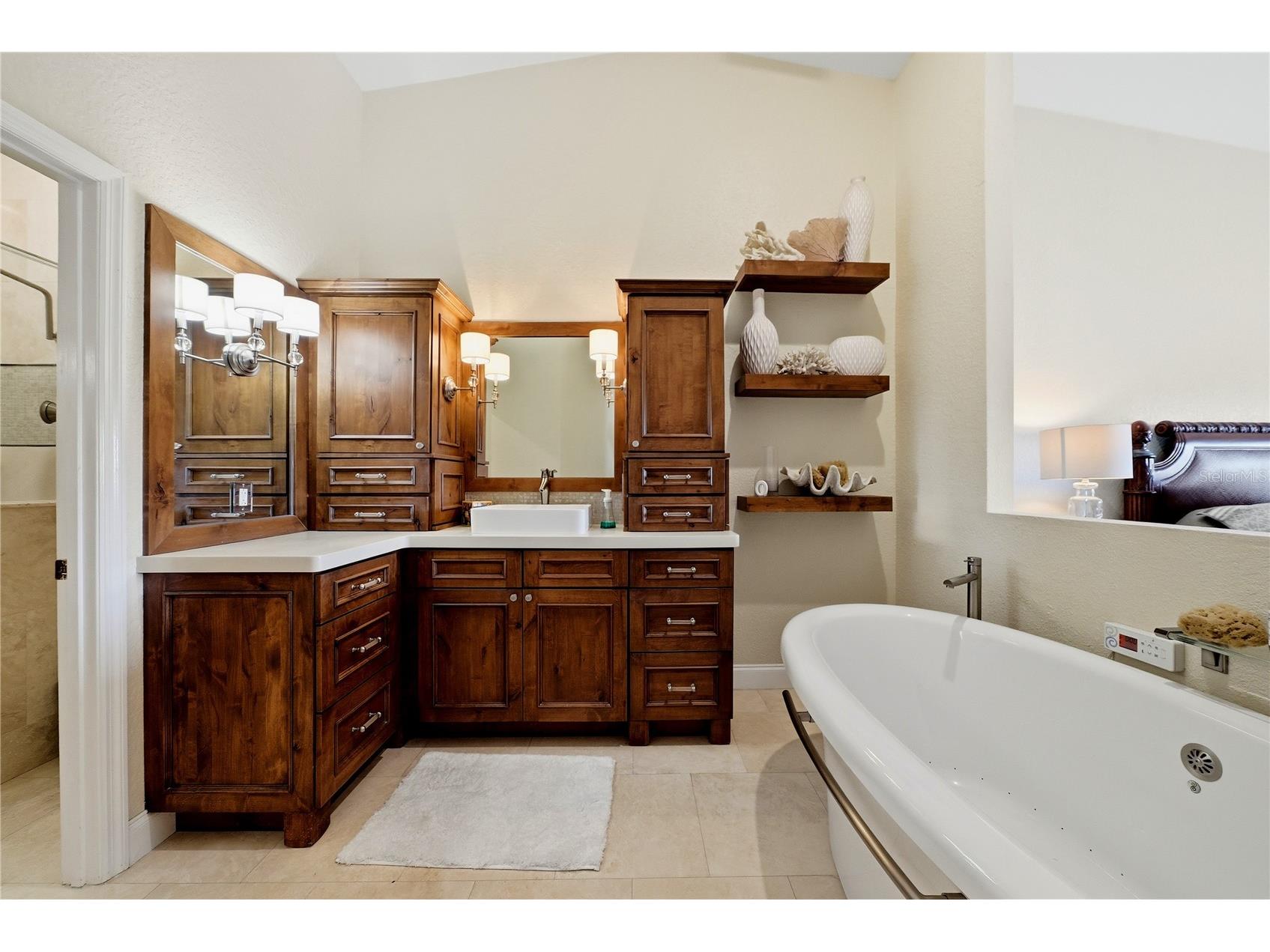 1109 Pinellas Bayway S #103 Tierra Verde FL 33715 TB8512422 image27