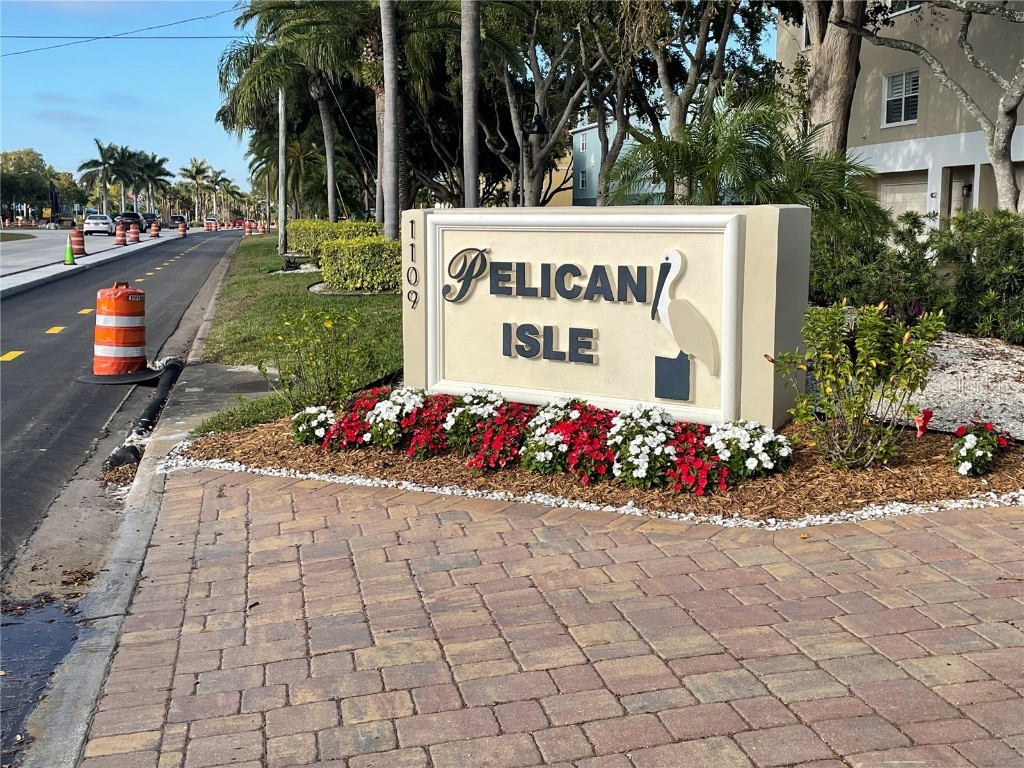 1109 Pinellas Bayway S #203 Tierra Verde FL 33715 T3437487 image1