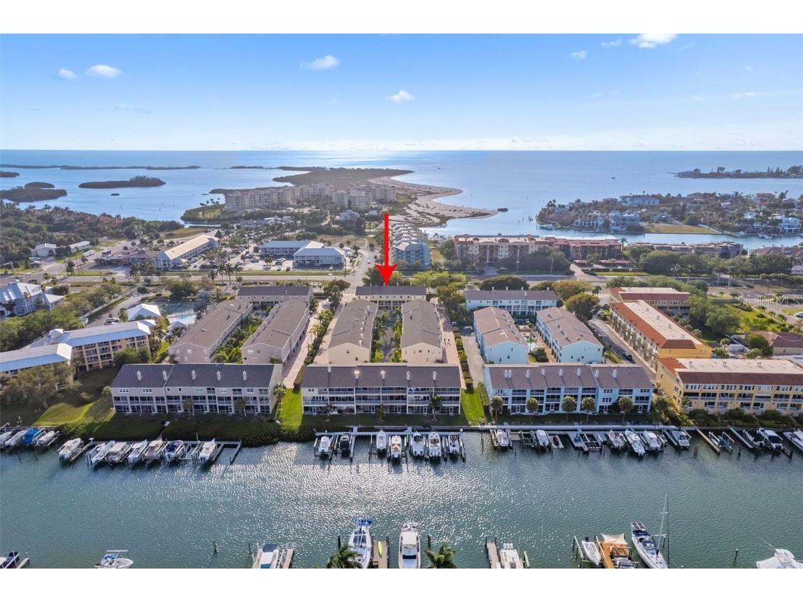 1109 Pinellas Bayway S #403 Tierra Verde FL 33715 TB8340141 image1