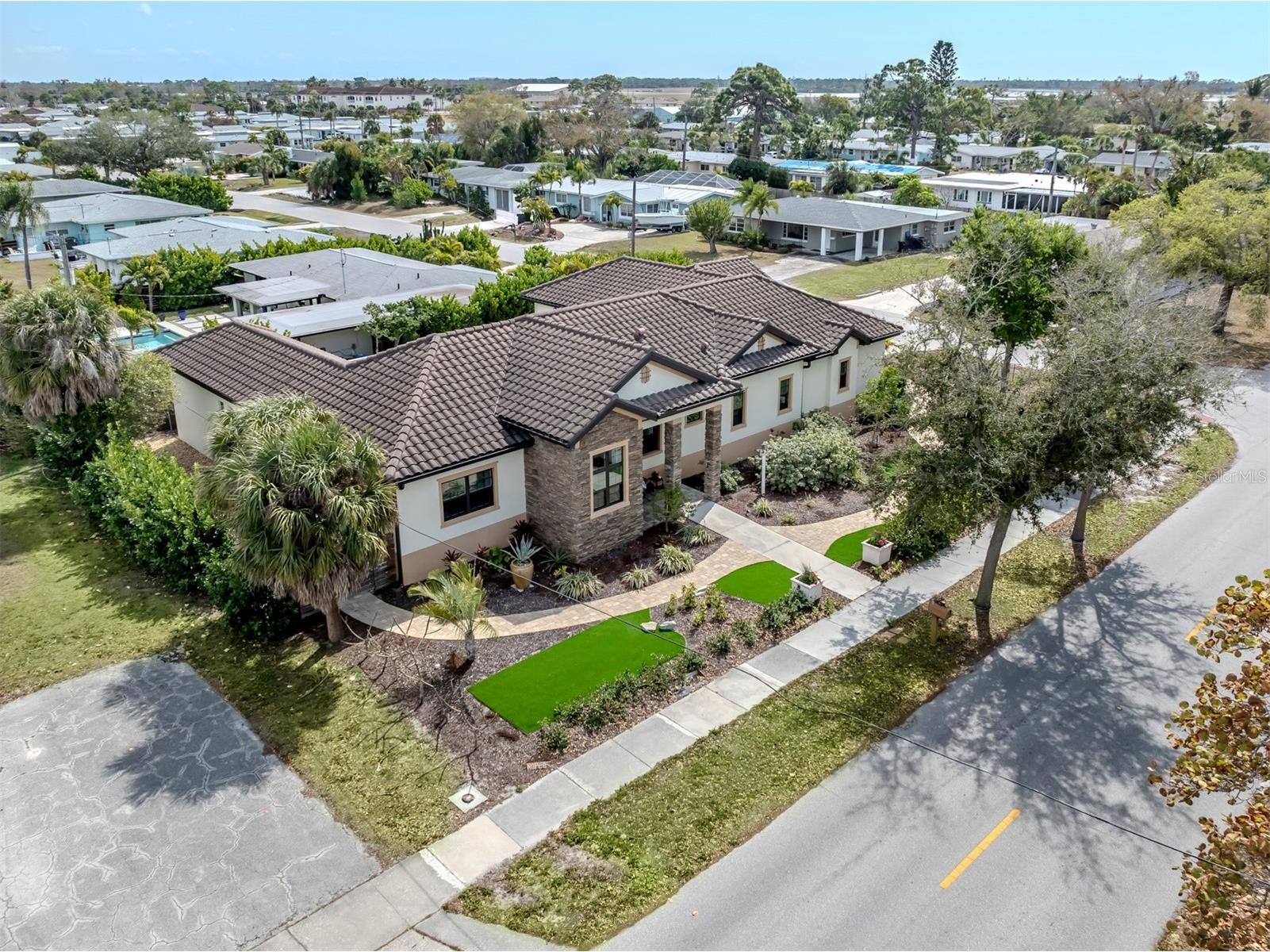 1109 The Rialto Venice FL 34285 N6143188 image1