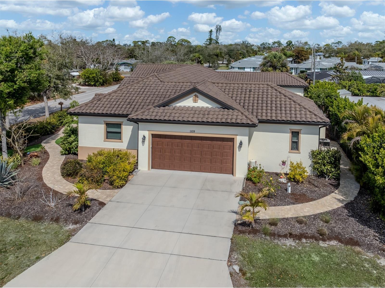 1109 The Rialto Venice FL 34285 N6143188 image3