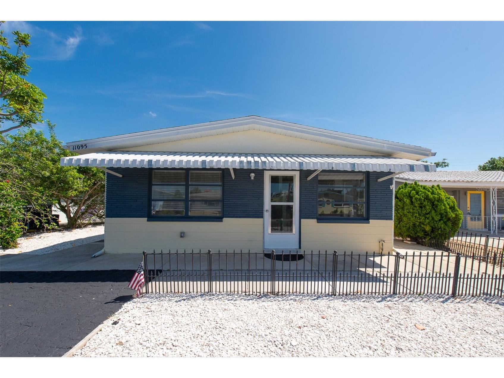 11095 2nd Street E #UNIT A Treasure Island FL 33706 TB8503423 image1