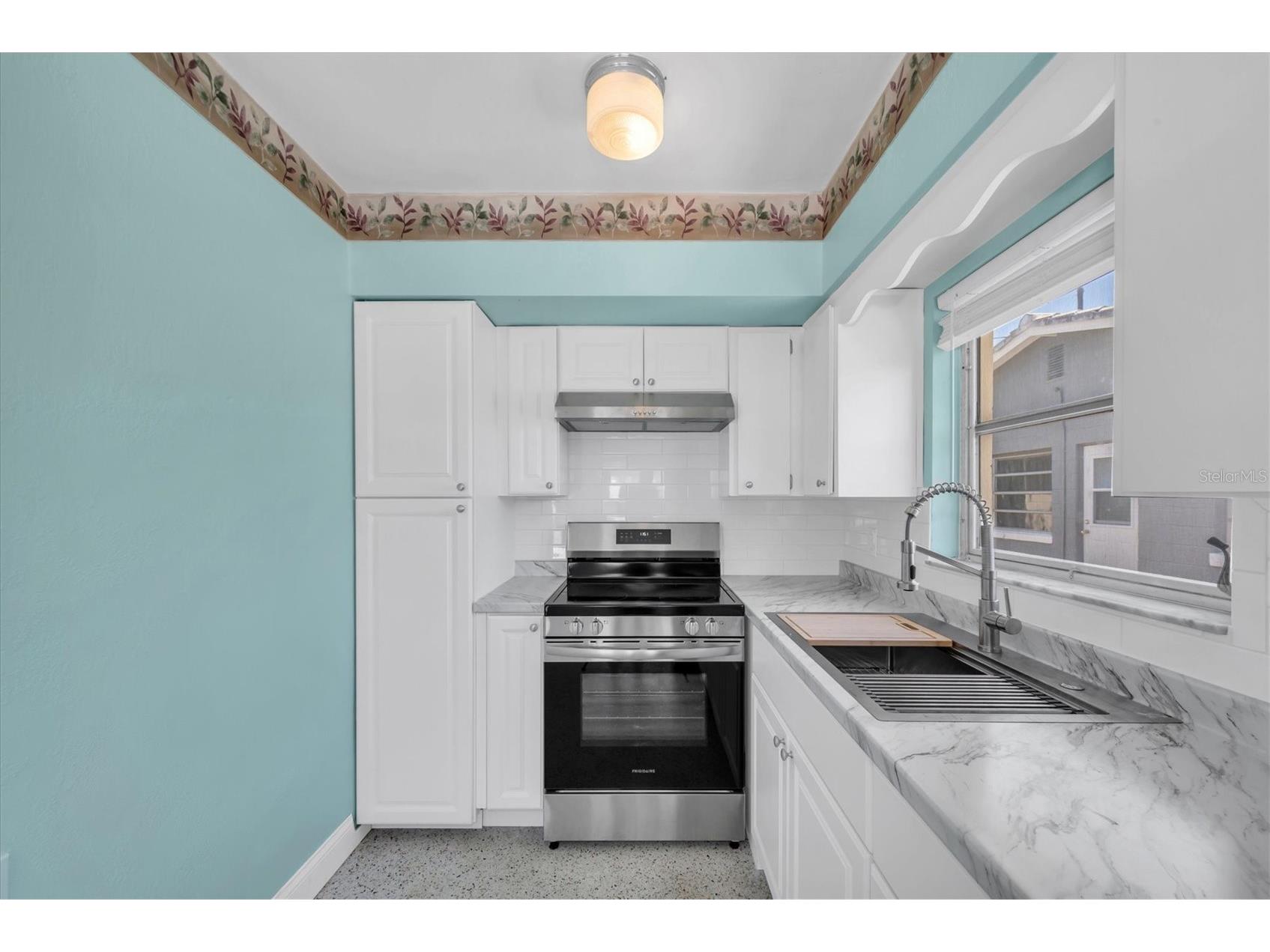 11095 2nd Street E #UNIT A Treasure Island FL 33706 TB8503423 image11