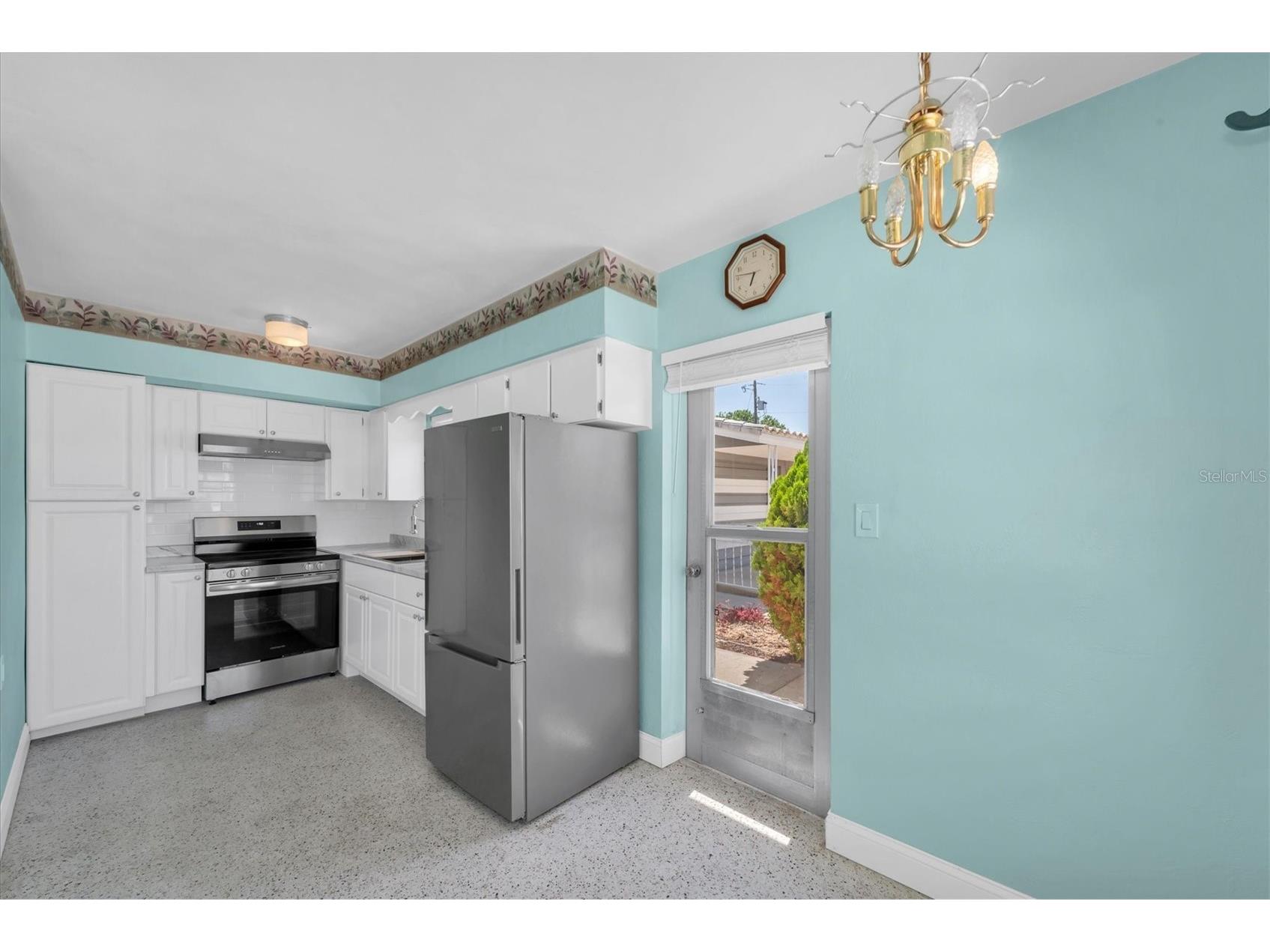 11095 2nd Street E #UNIT A Treasure Island FL 33706 TB8503423 image12