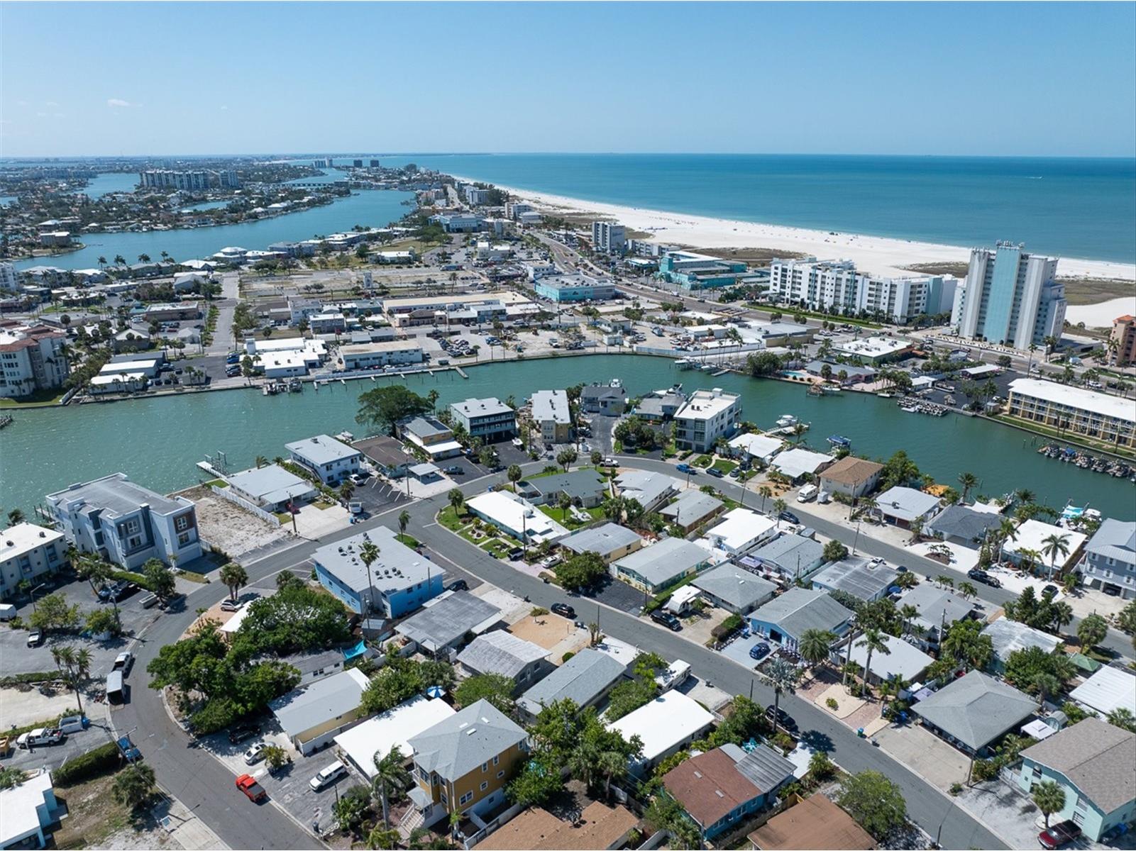 11095 2nd Street E #UNIT A Treasure Island FL 33706 TB8503423 image32