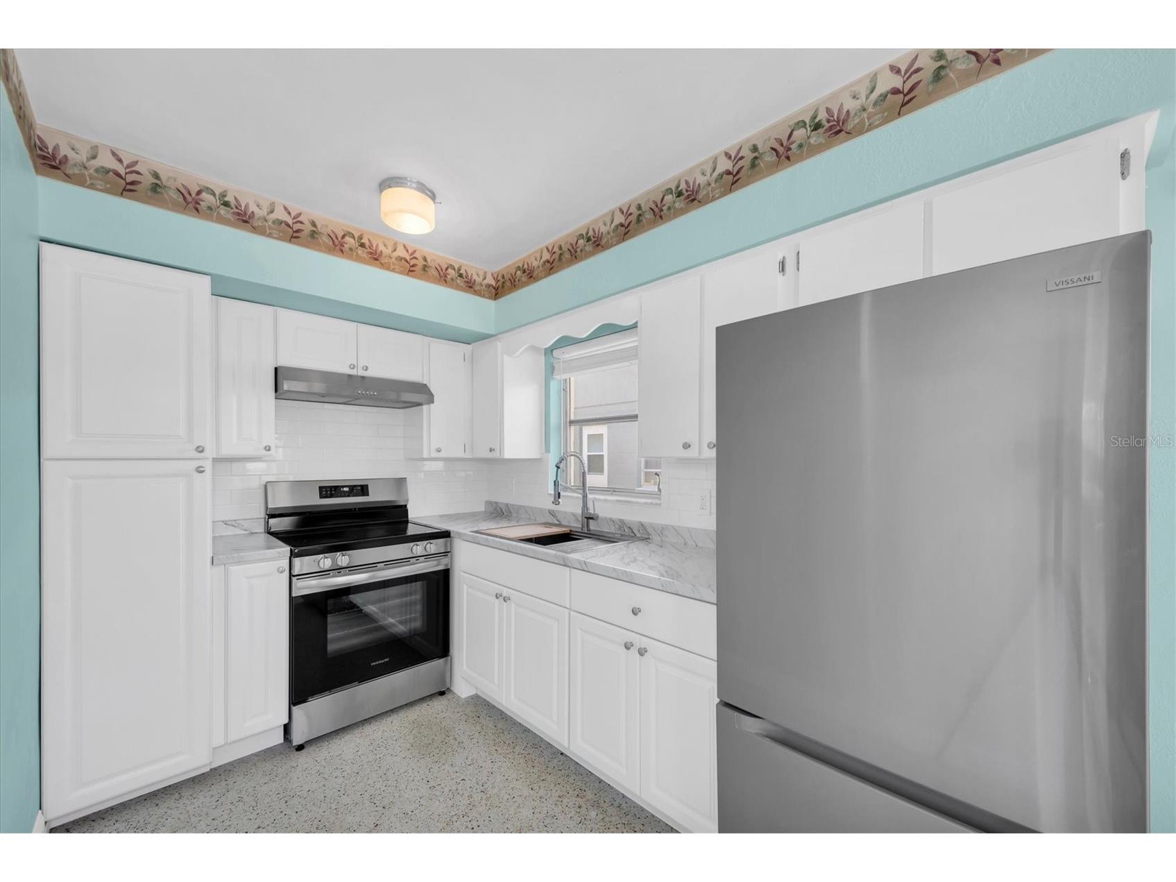 11095 2nd Street E #UNIT A Treasure Island FL 33706 TB8503423 image9
