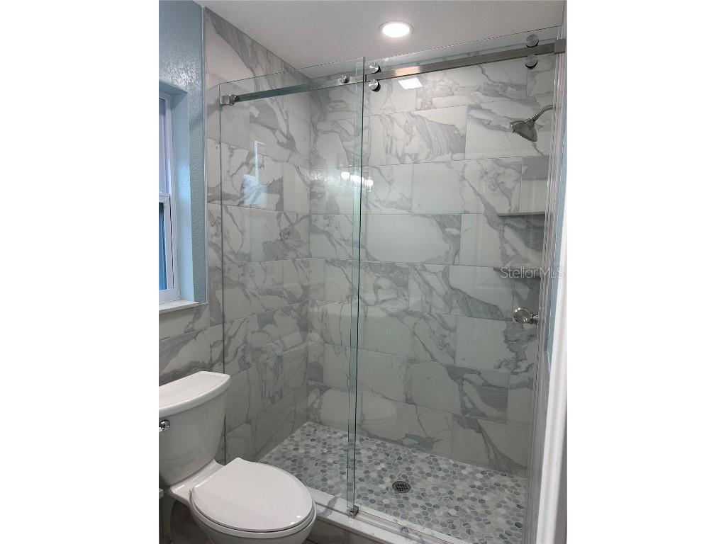 11096 117th Way Seminole FL 33778 TB8372358 image16