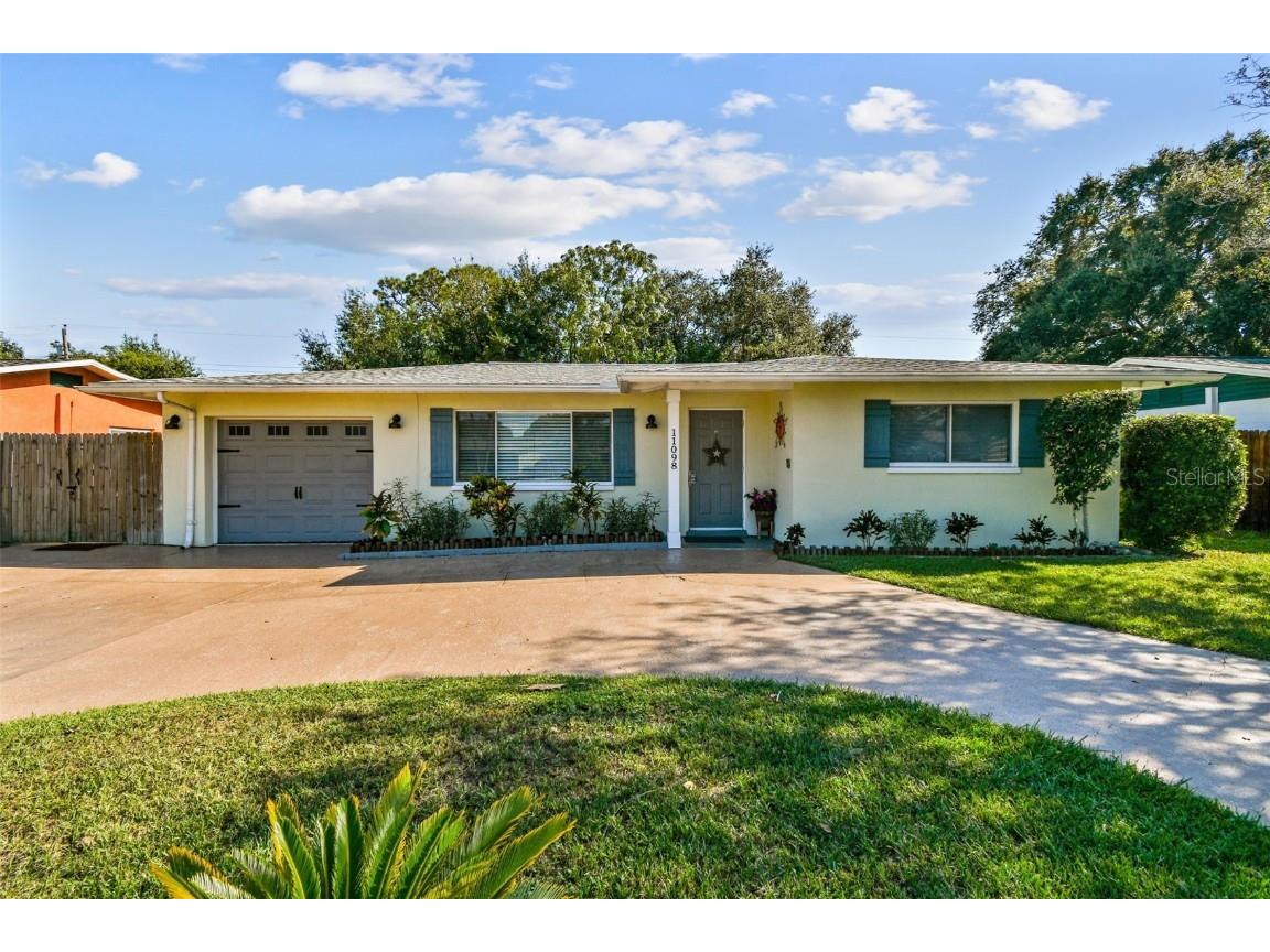 11098 102nd Avenue Seminole FL 33778 U8211203 image1