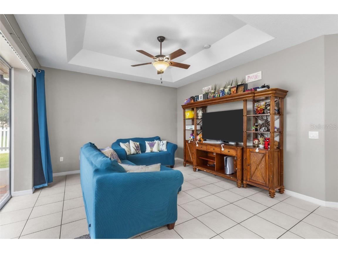 111 141st Court NE Bradenton FL 34212 A4667324 image3