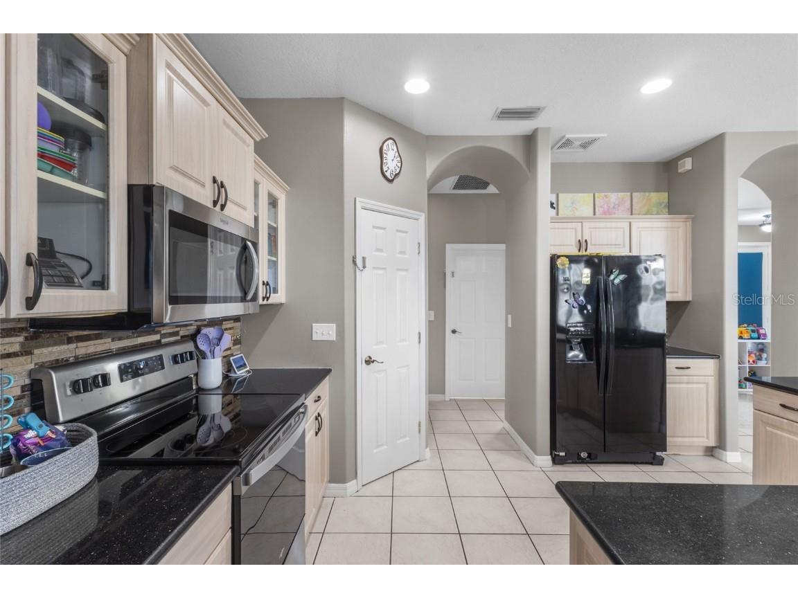 111 141st Court NE Bradenton FL 34212 A4667324 image5