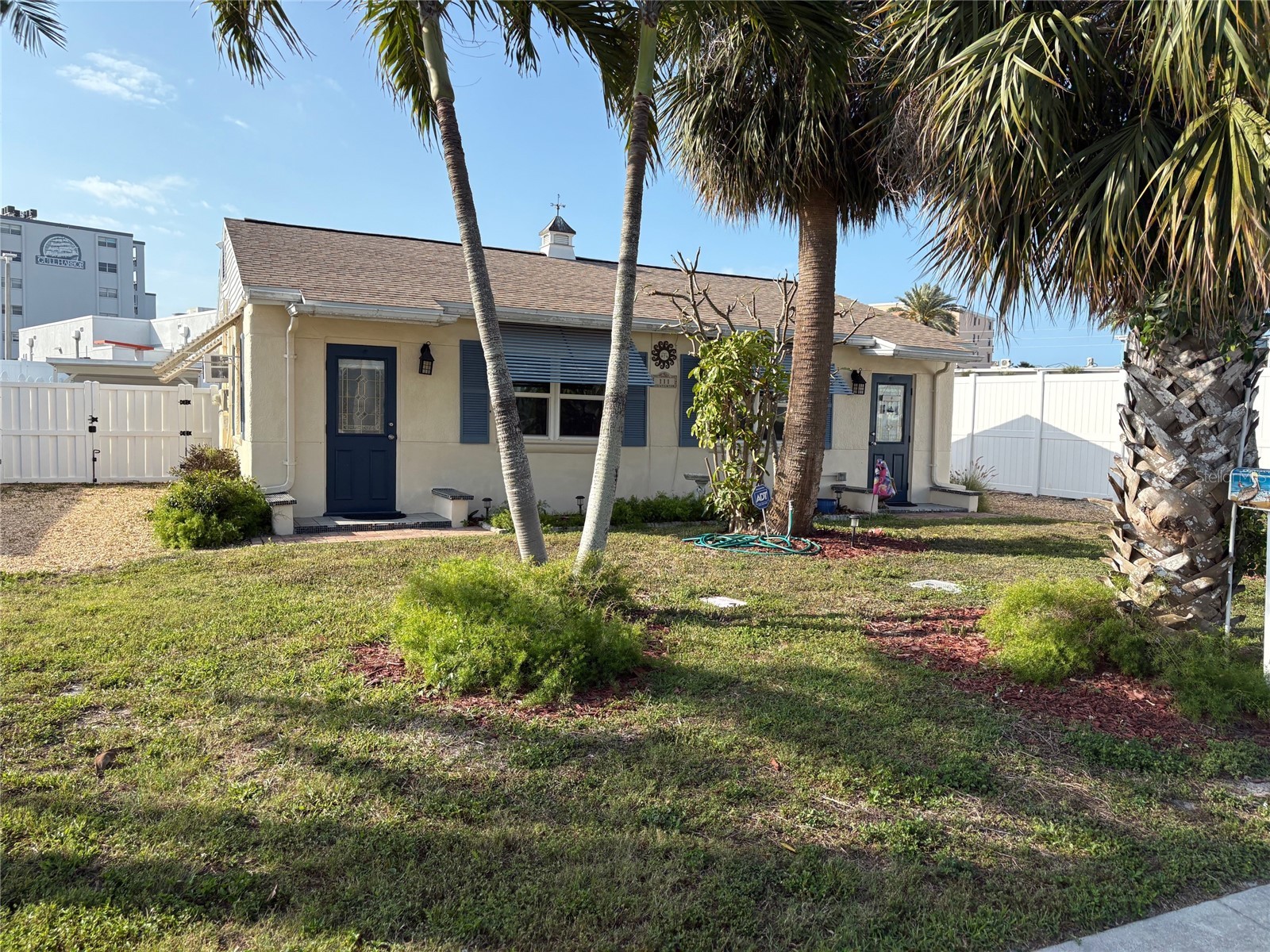 111 174th Avenue E Redington Shores FL 33708 TB8499373 image1
