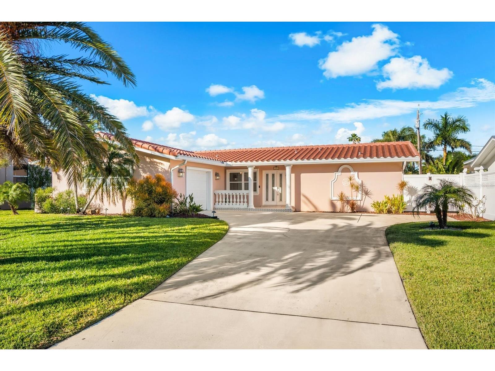 111 17th Street Belleair Beach FL 33786 TB8442655 image2