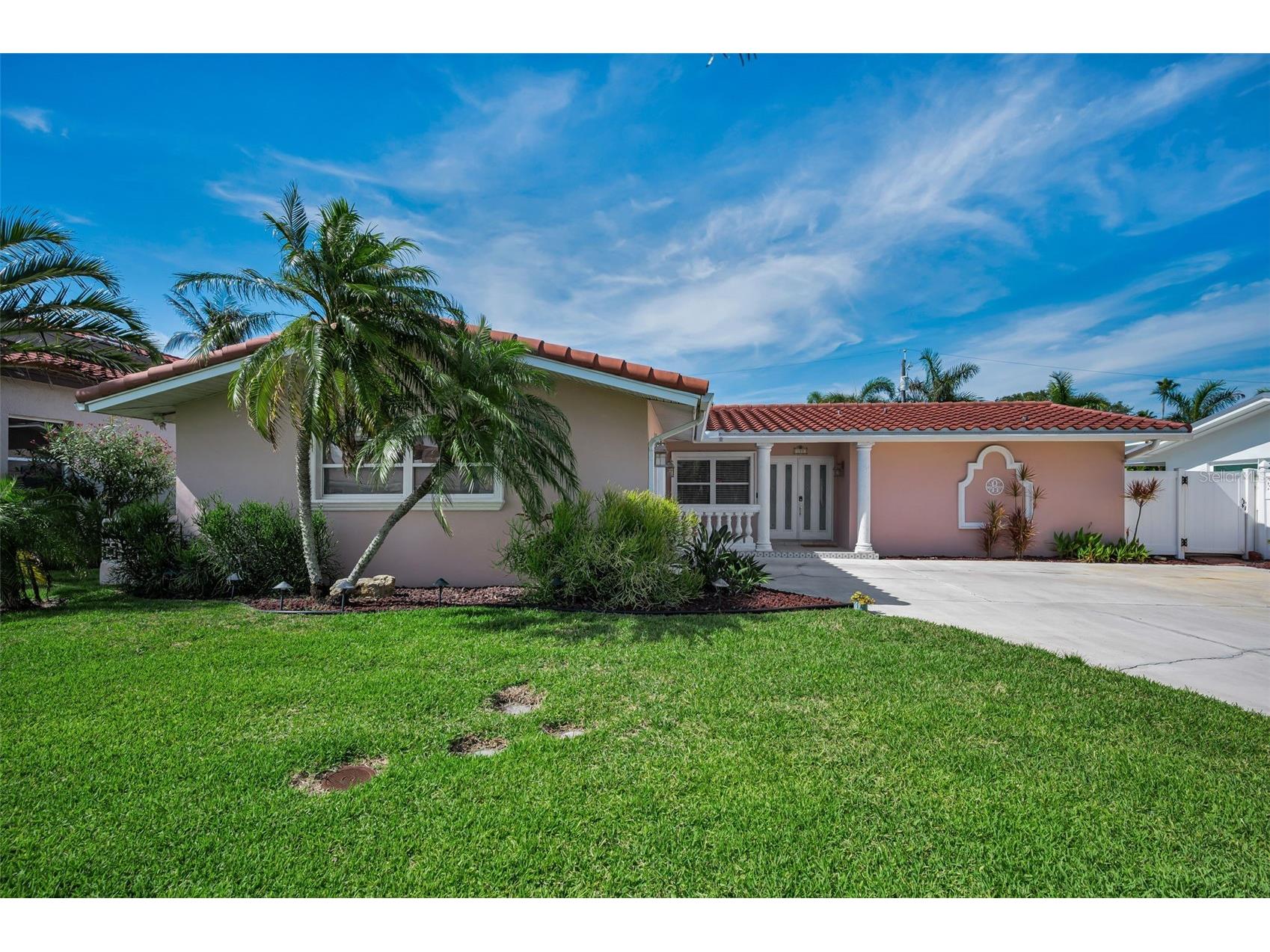 111 17th Street Belleair Beach FL 33786 TB8514392 image1