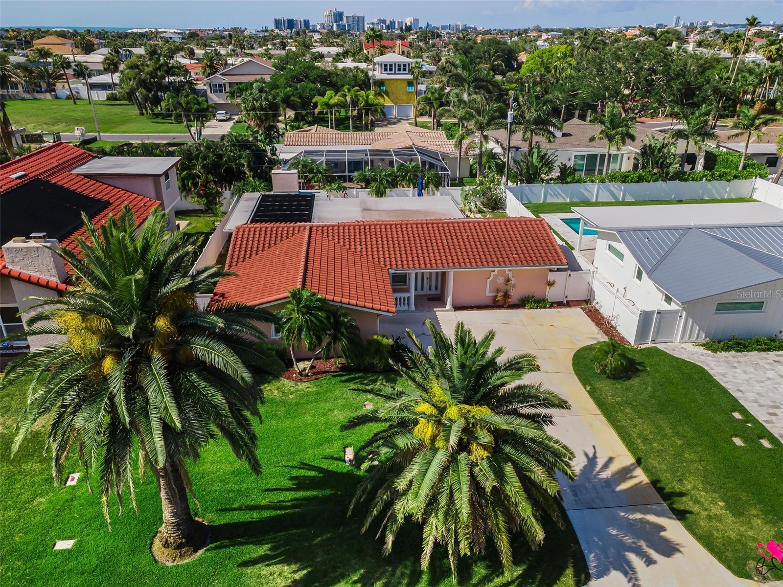 111 17th Street Belleair Beach FL 33786 TB8514392 image14