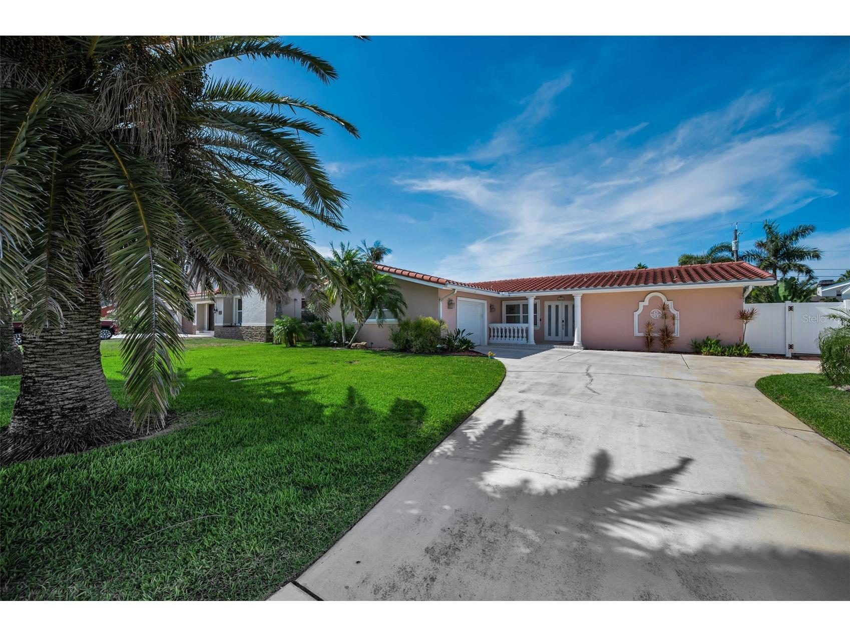 111 17th Street Belleair Beach FL 33786 TB8514392 image18