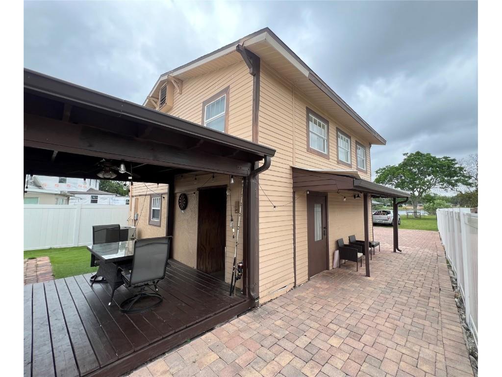 111 1st Avenue NW Lutz FL 33548 U8237661 image1